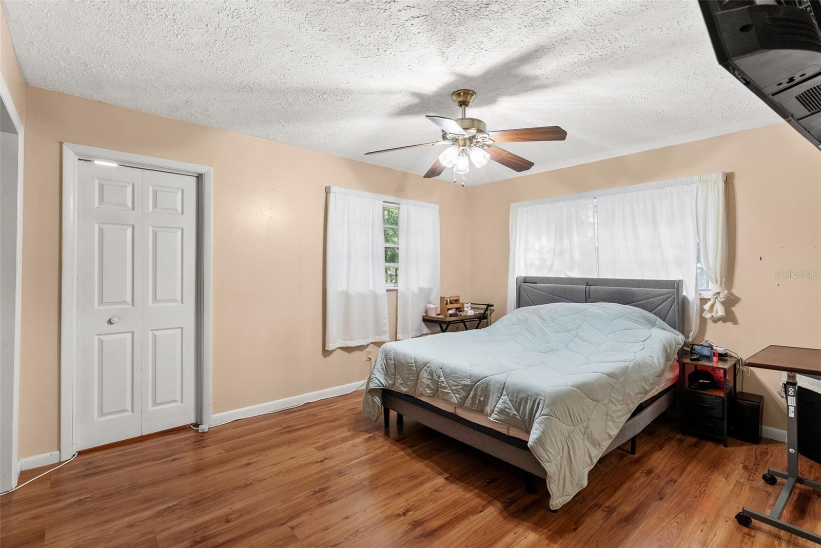 LAKEWOOD ACRES - Residential