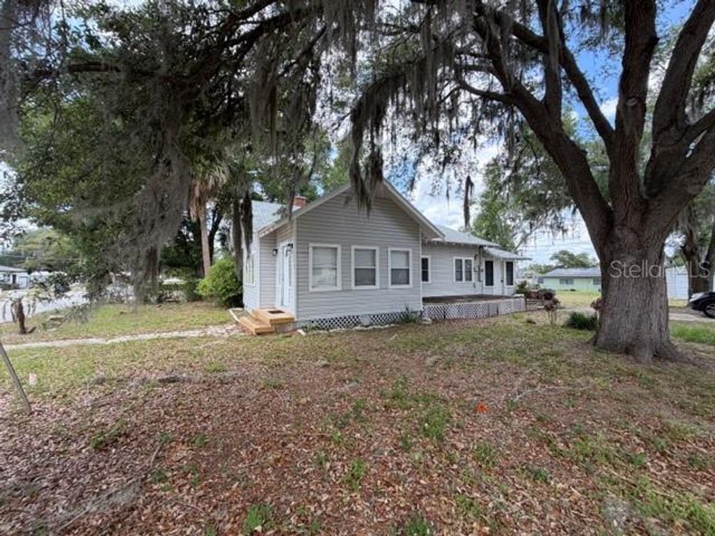 Photo of 373 E Waldo Street, Groveland, FL 34736 (MLS # A4691944)
