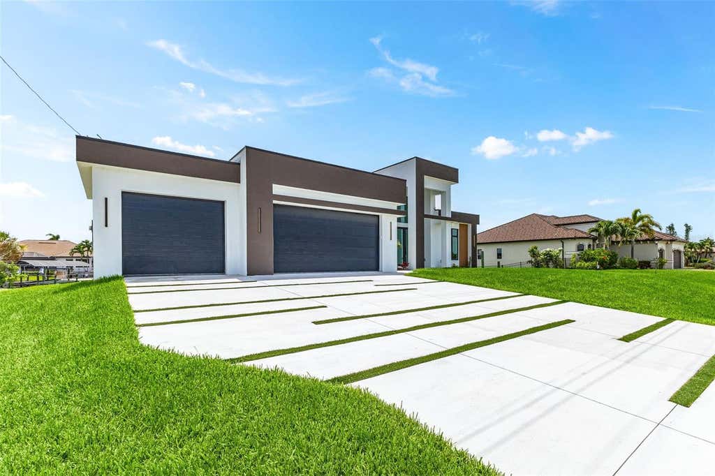 Photo of 1503 NW 38 Avenue, Cape Coral, FL 33993 (MLS # S5155027)