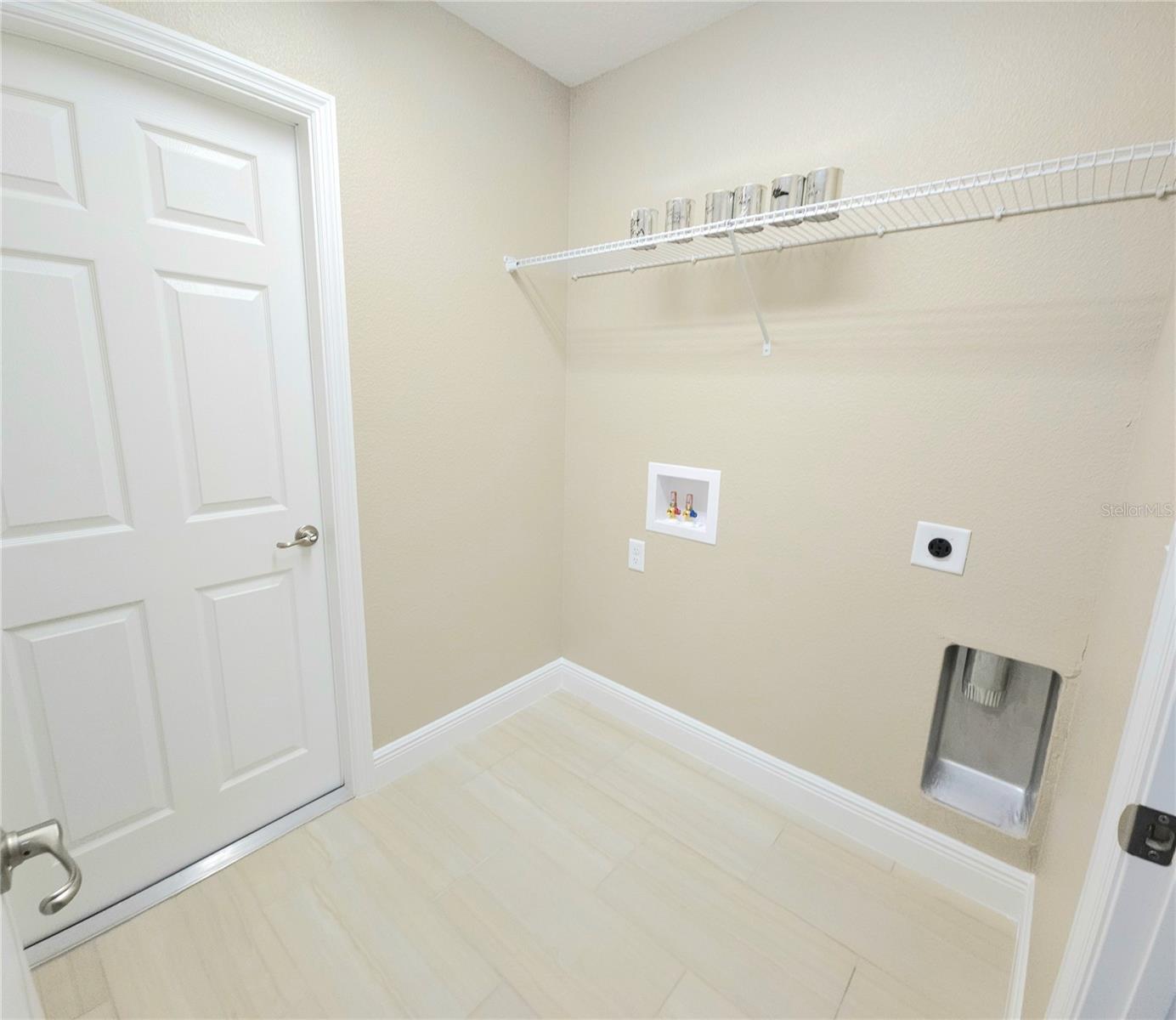 CITRUS SPGS UNIT 09 - Residential Lease