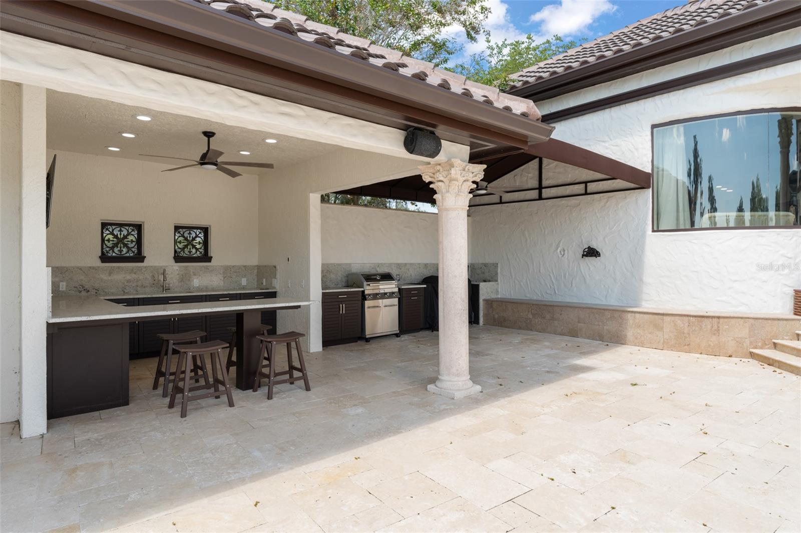 CHAINE DE LAC - Residential