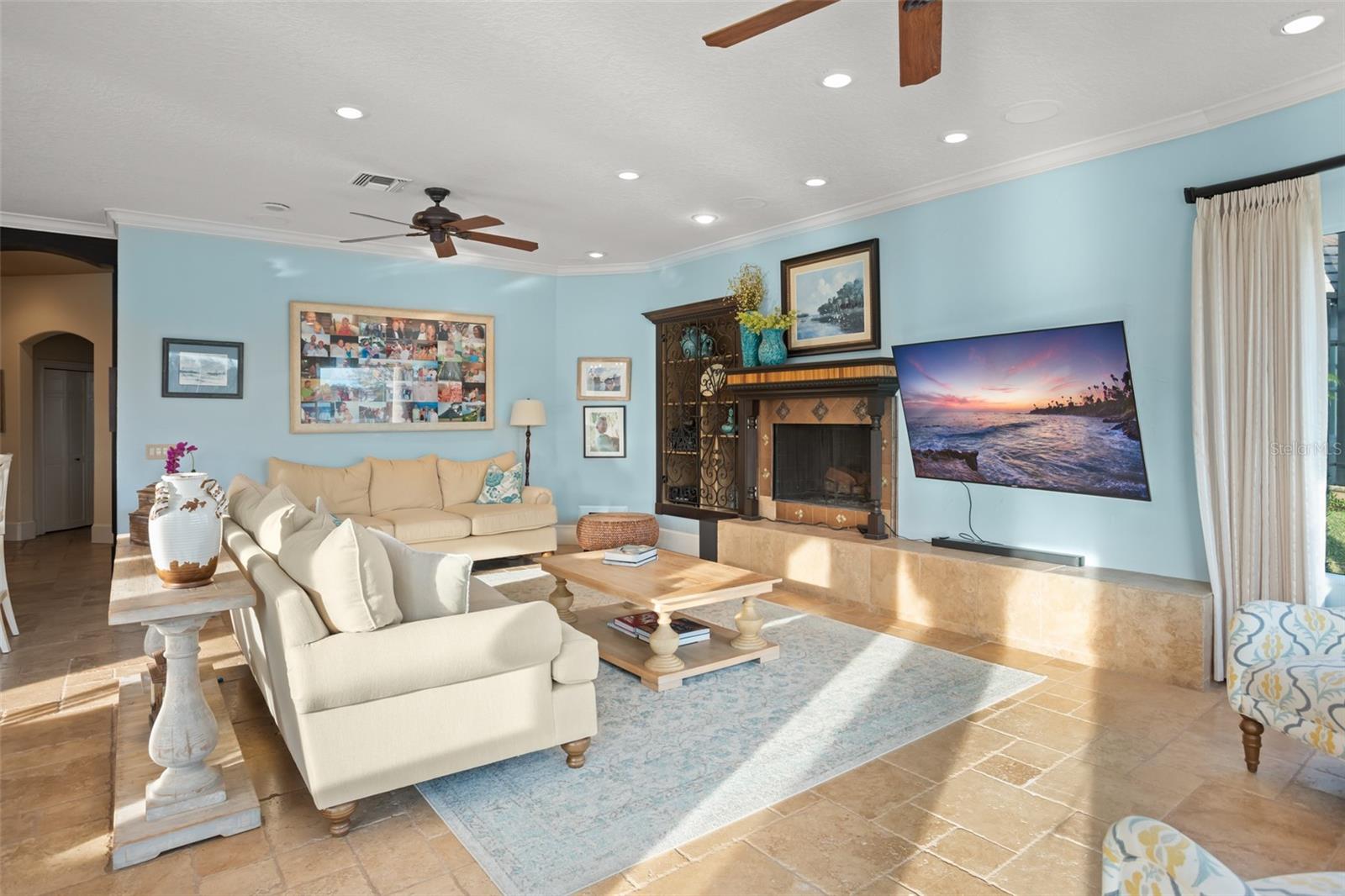 CHAINE DE LAC - Residential
