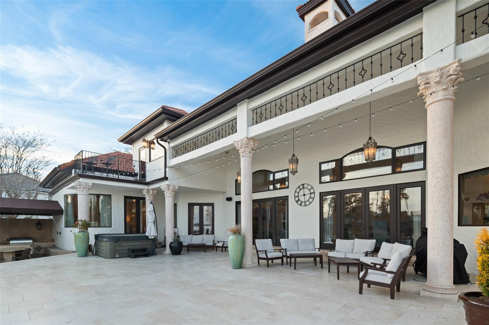 CHAINE DE LAC - Residential