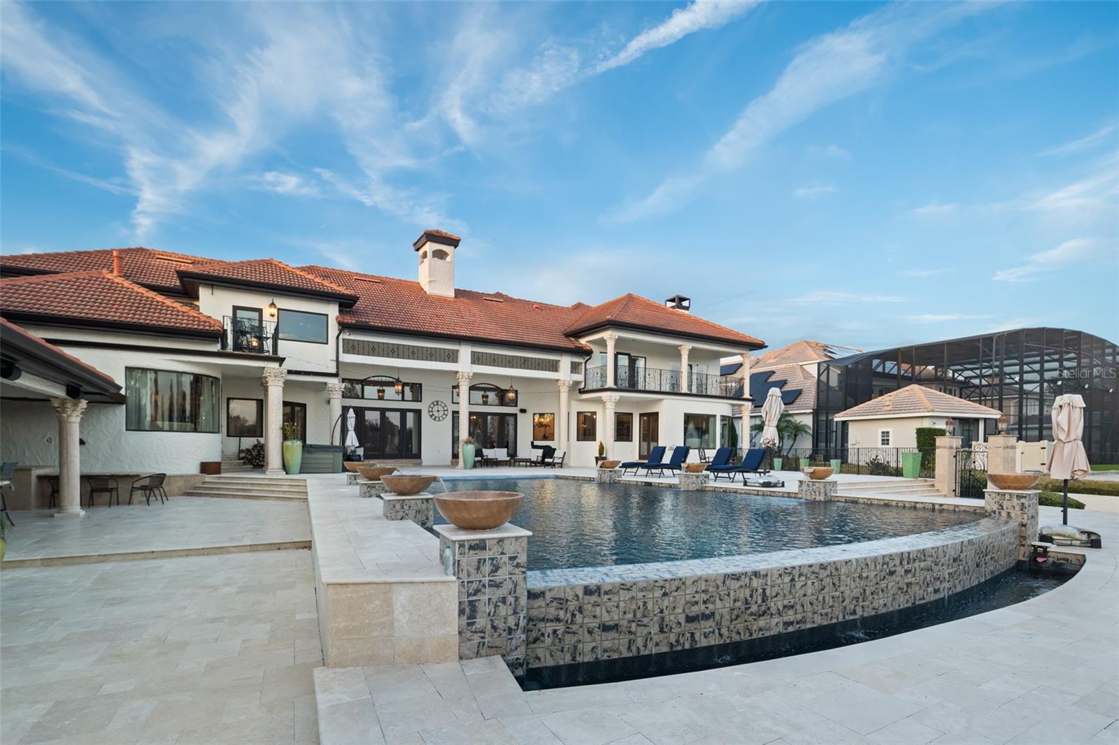 CHAINE DE LAC - Residential