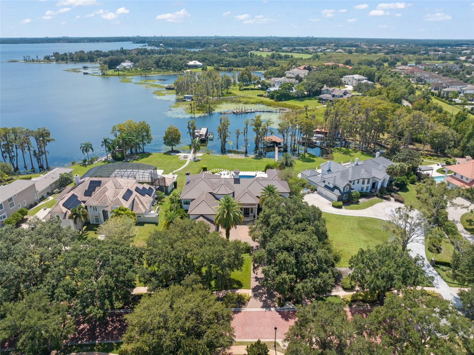 CHAINE DE LAC - Residential