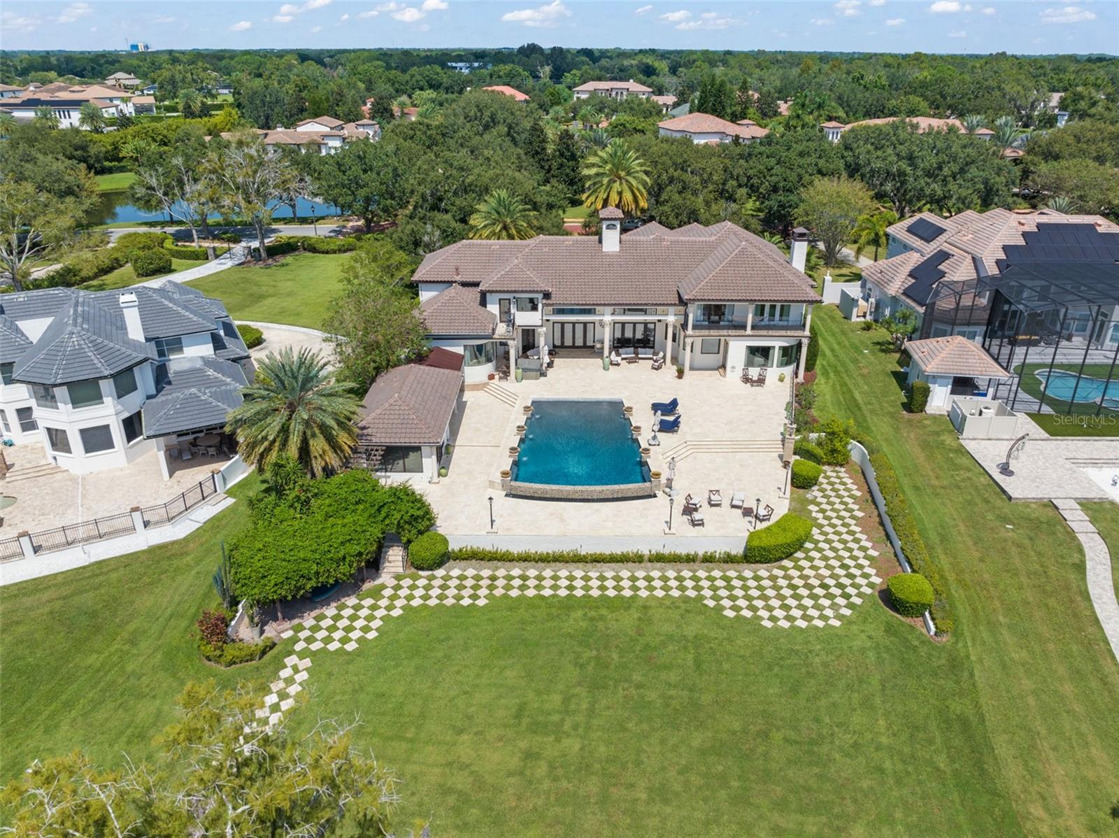 CHAINE DE LAC - Residential