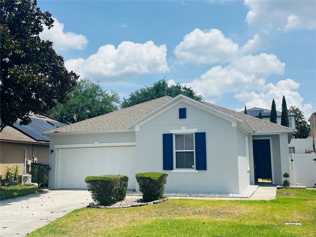 Photo of 200 Roseling Crossing, Davenport, FL 33897 (MLS # S5149543)