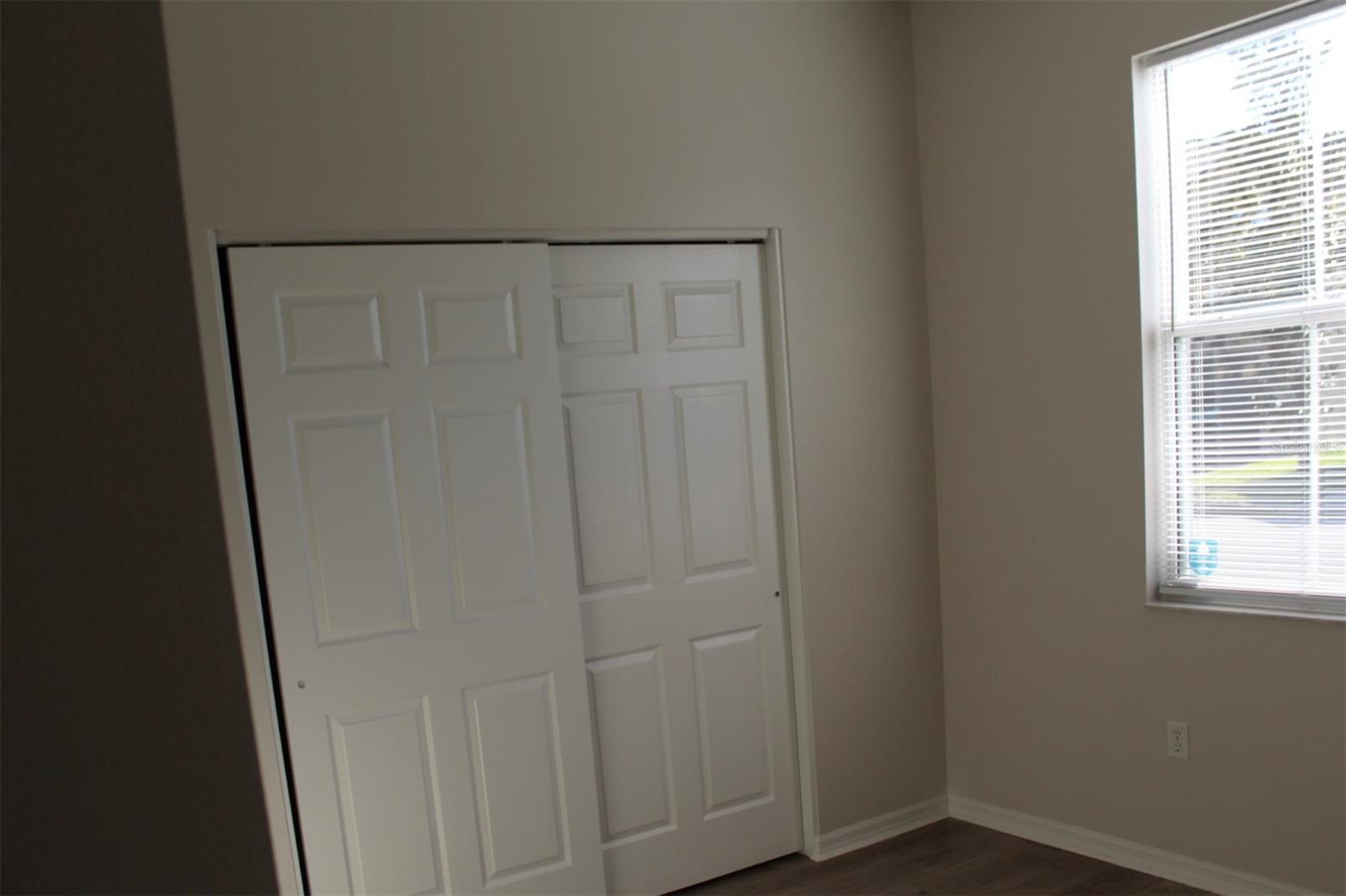 FOUR CORNERS PH 01 - Residential Lease