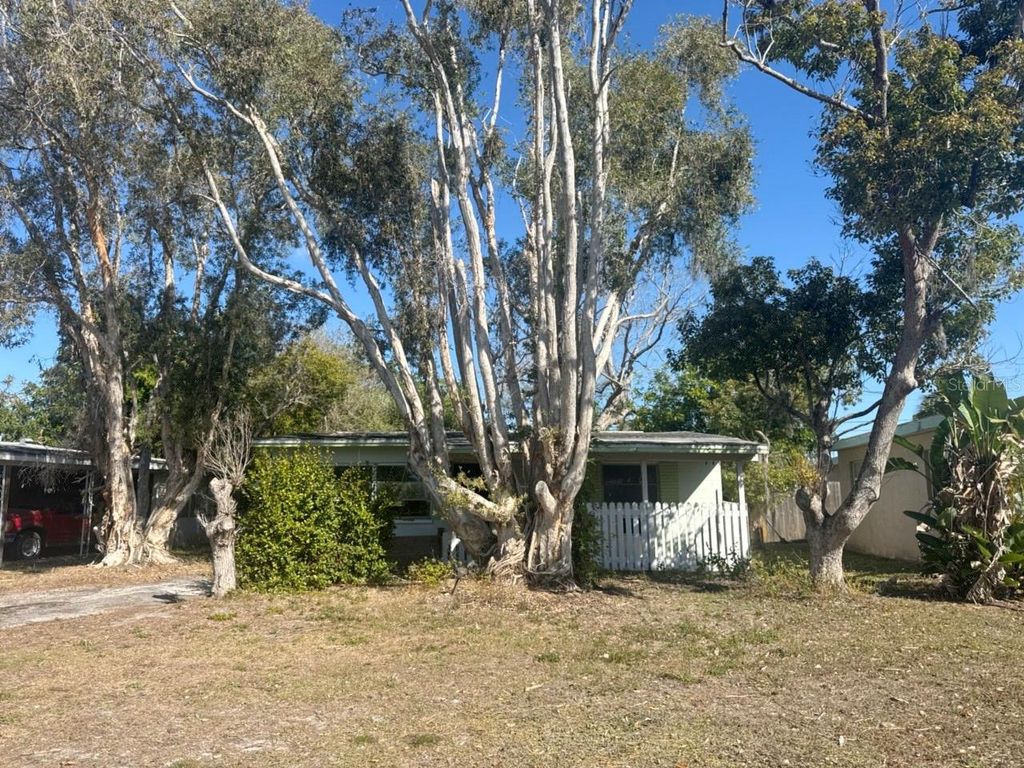 Photo of 755 75th Avenue N, St Petersburg, FL 33702 (MLS # TB8488450)