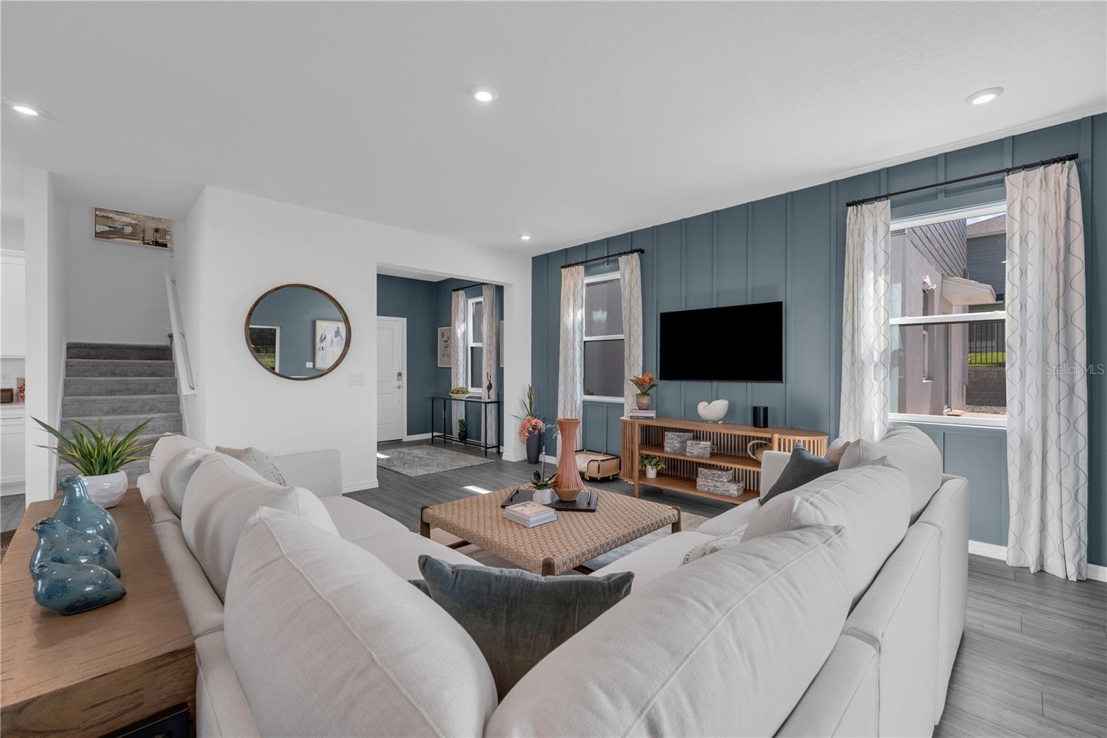 OAKFIELD TRAILS - Residential