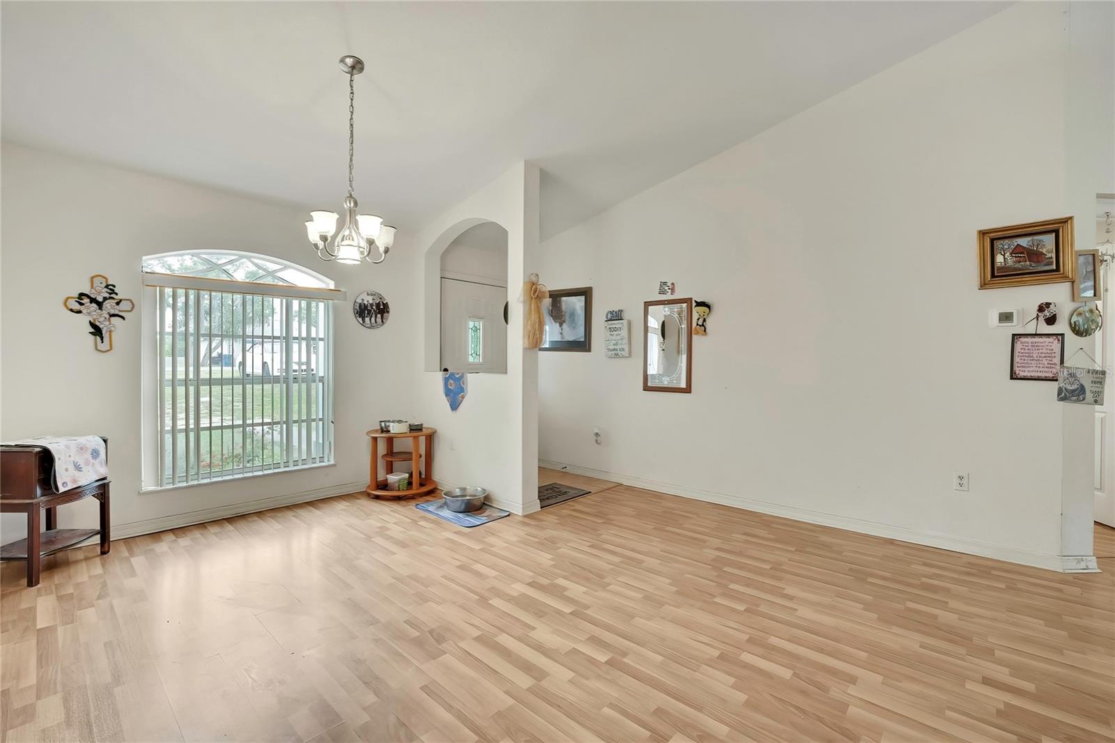 2124 DEBORAH DRIVE