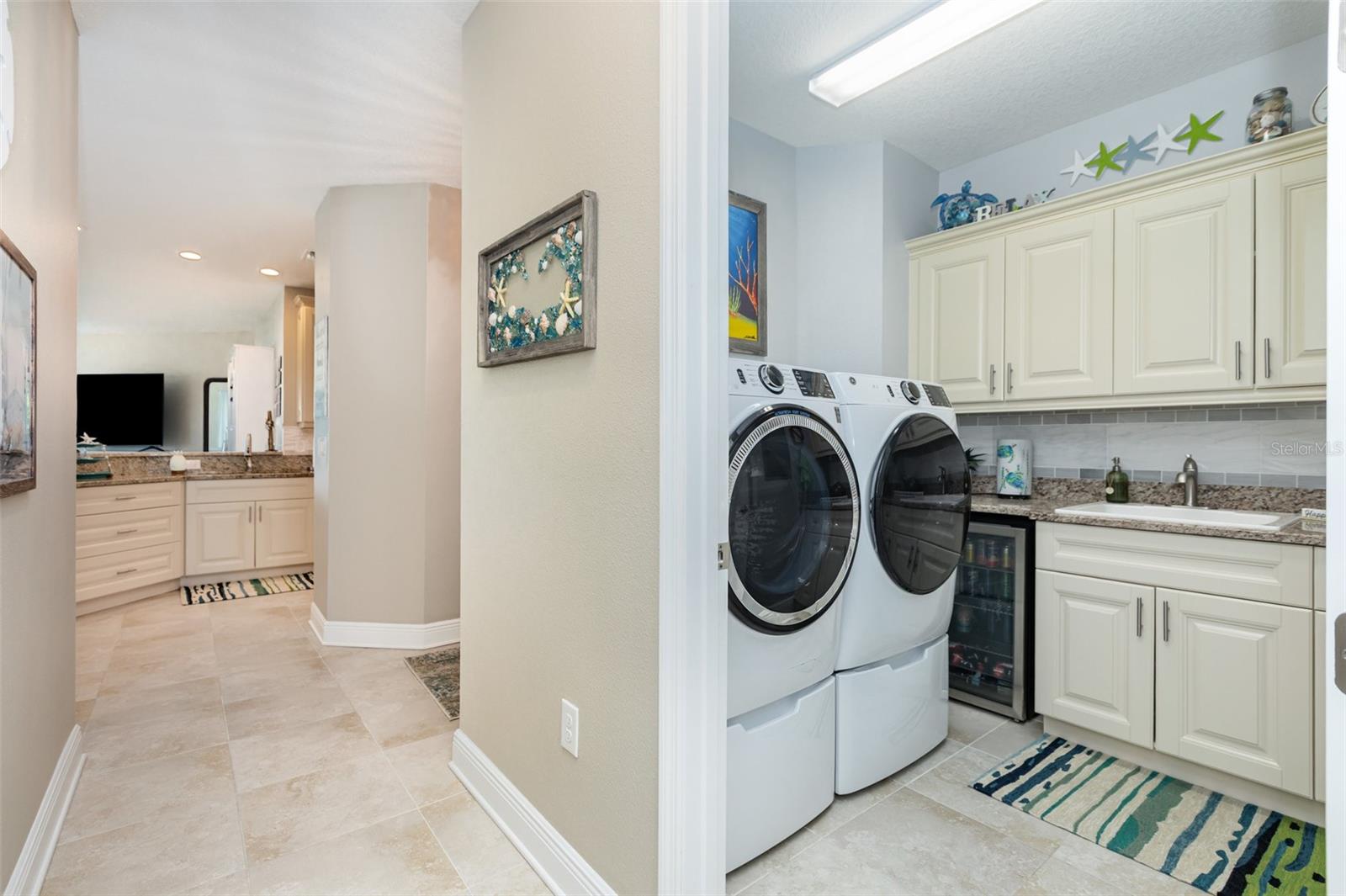 PALMA SOLA BAY CLUB PH 17B - Residential