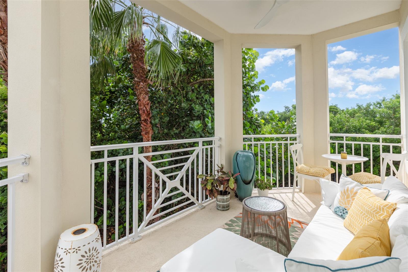 PALMA SOLA BAY CLUB PH 17B - Residential