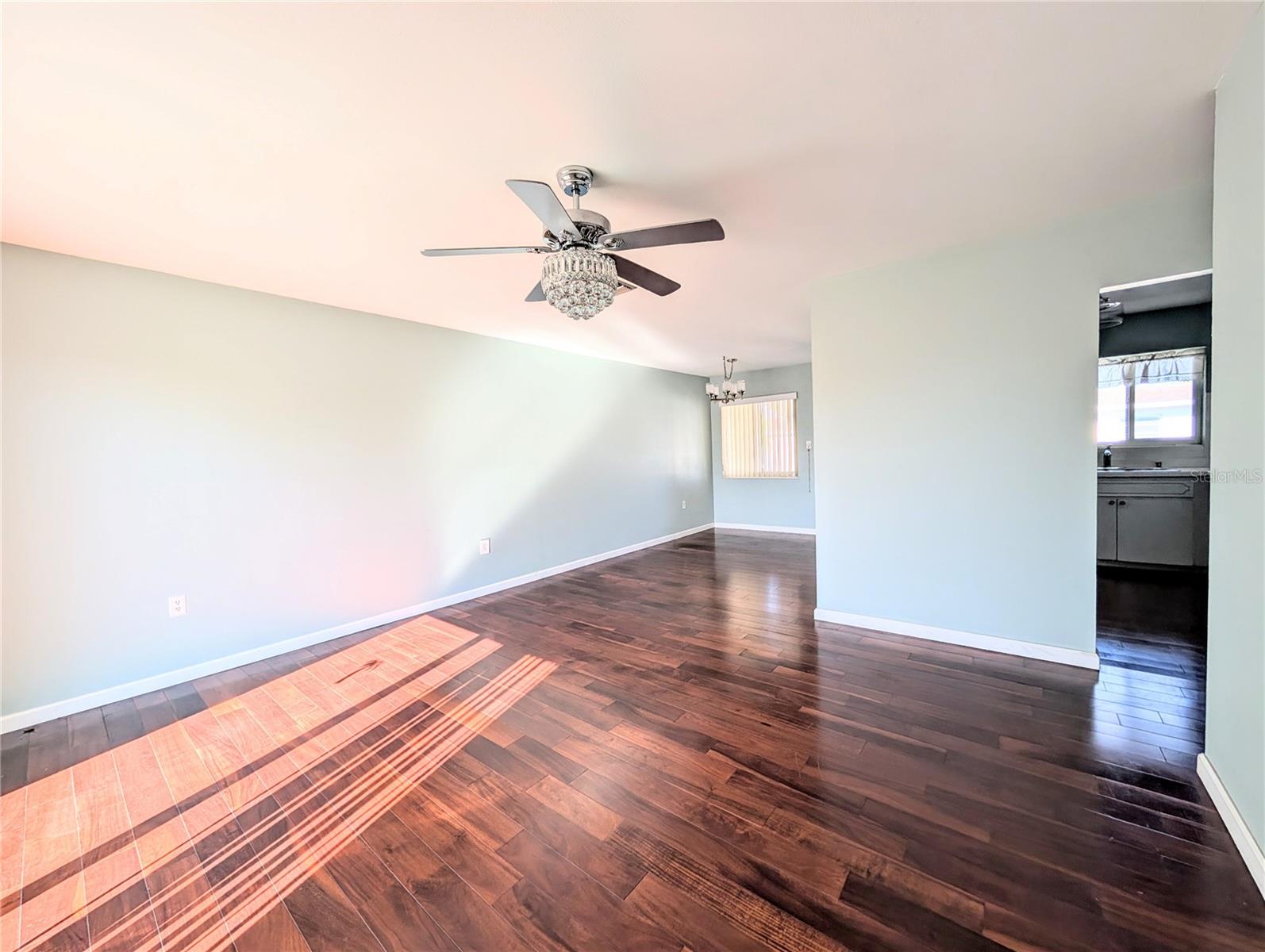 THE FOURTH BAYSHORE - Residential