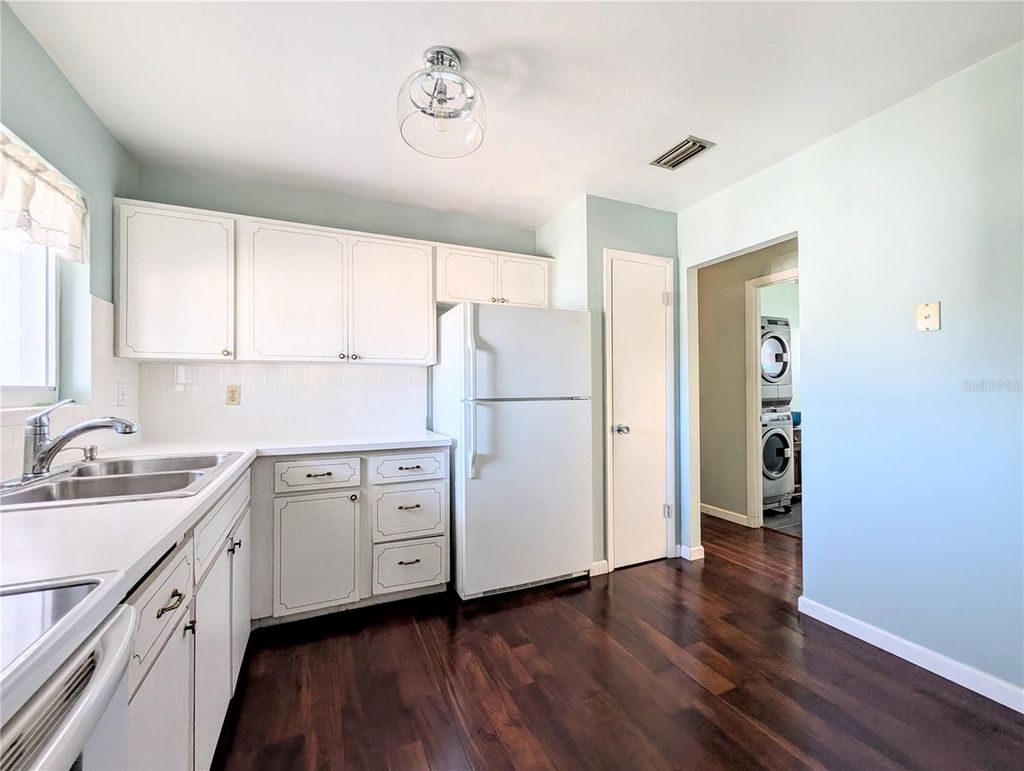Photo of 5922 Garden Lane #A31, Bradenton, FL 34207 (MLS # A4666477)