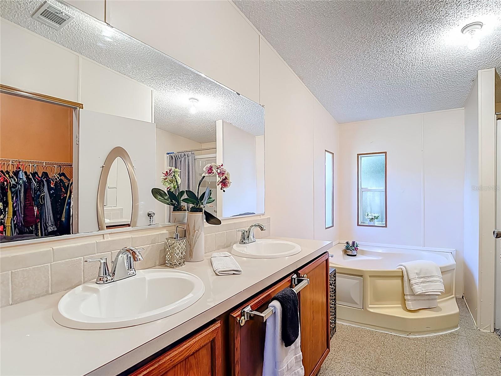 SPEEDWAY PARK UNIT 1 - Residential