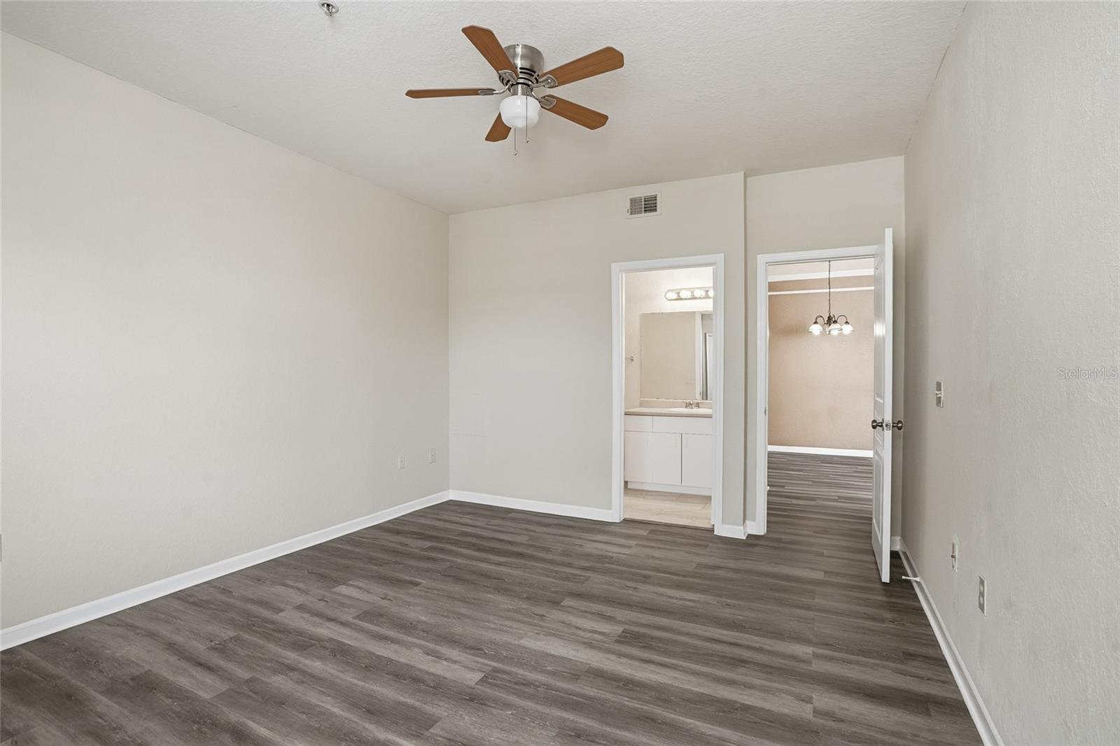 JADE AT TAMPA PALMS A CONDOMIN - Residential