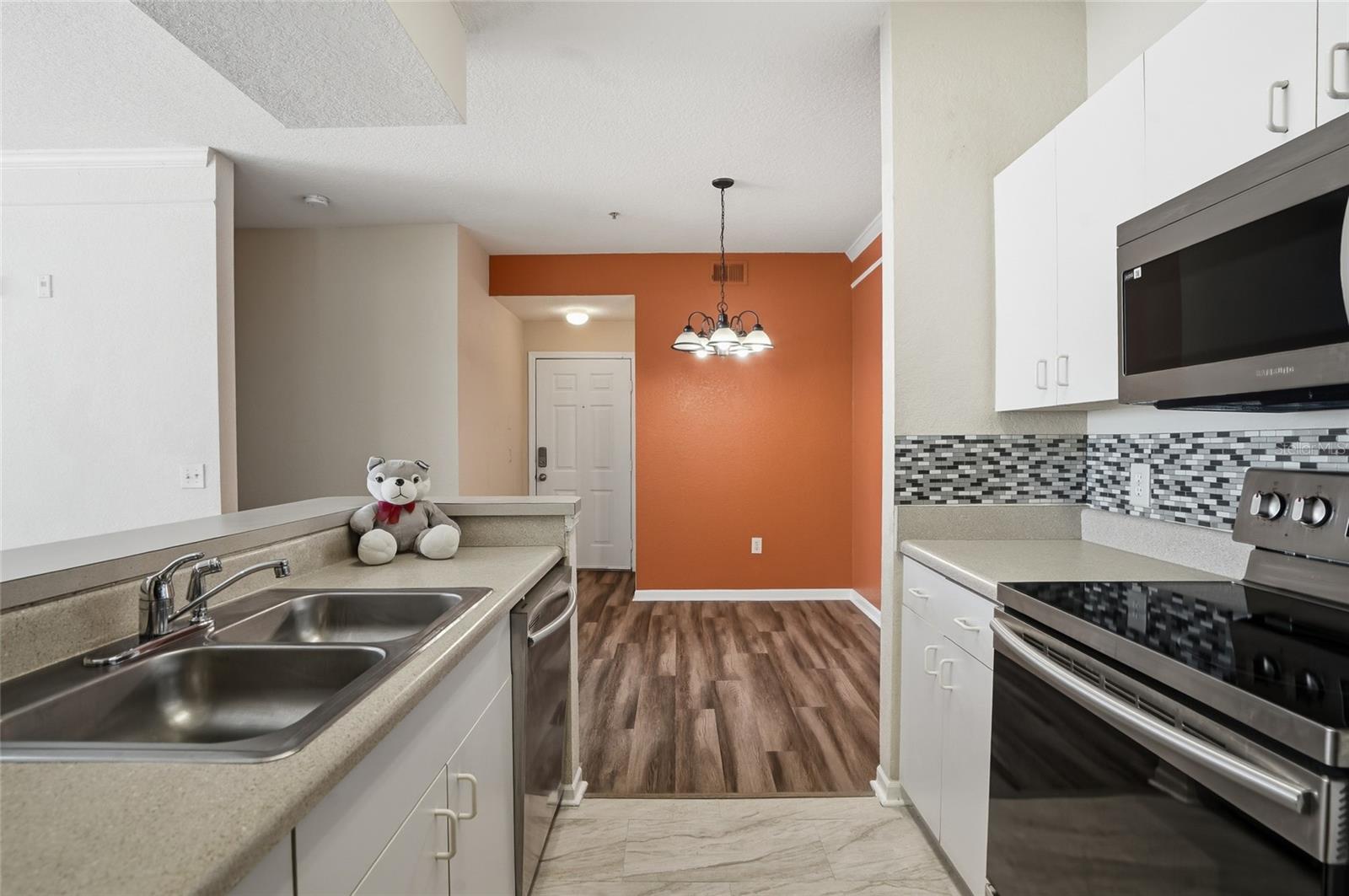 JADE AT TAMPA PALMS A CONDOMIN - Residential