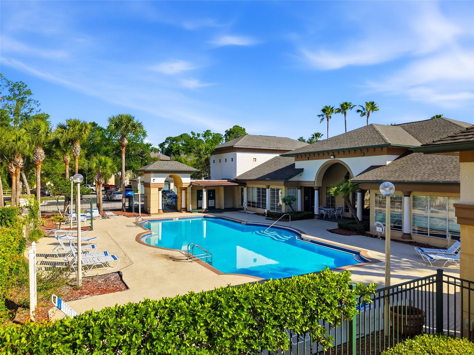 JADE AT TAMPA PALMS A CONDOMIN - Residential