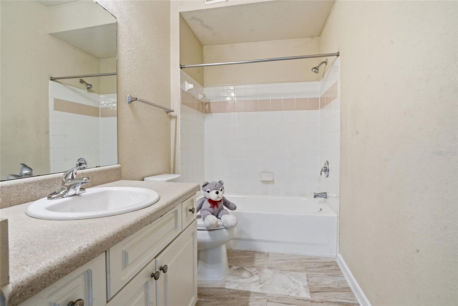 JADE AT TAMPA PALMS A CONDOMIN - Residential