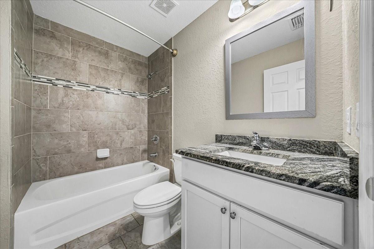 MARION OAKS UN SEVEN - Residential