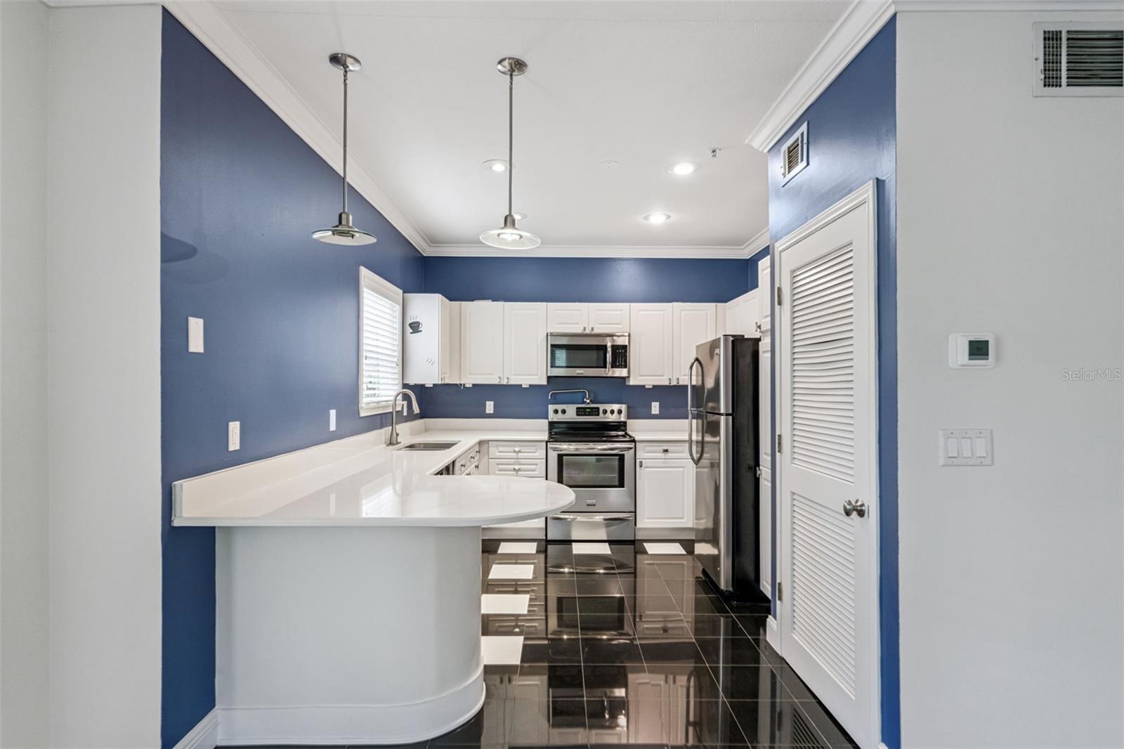 WATER STREET CONDO PH 3 - Residential