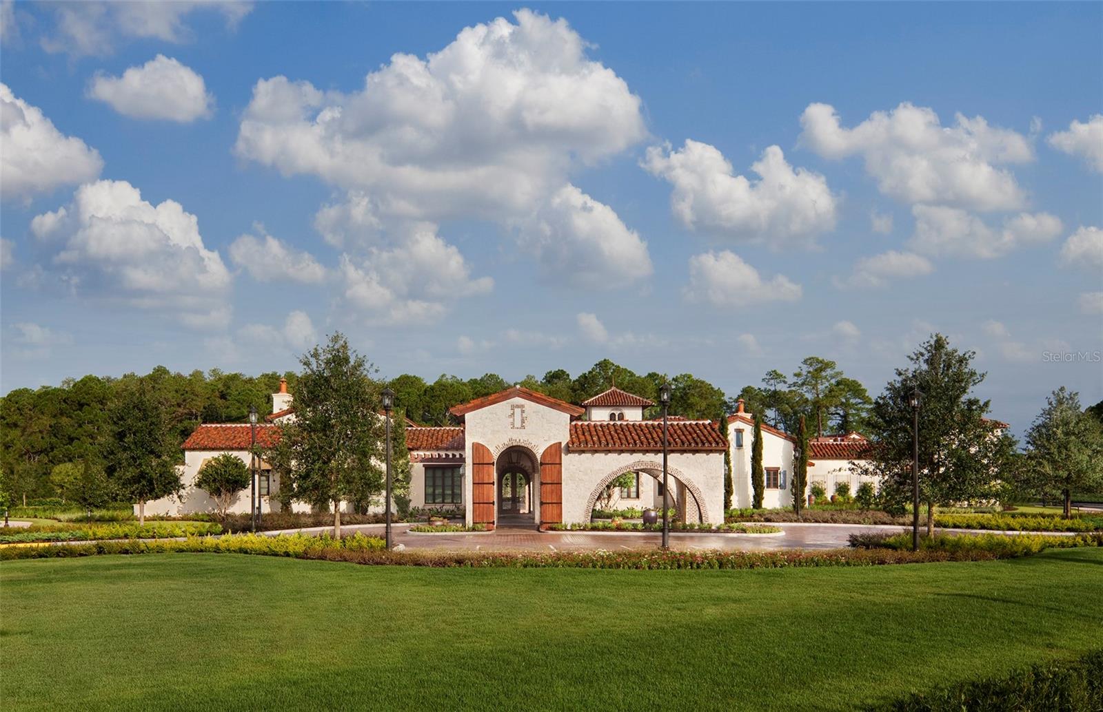 GOLDEN OAK-FLORIAN PARK CONDOMINIUM - Residential