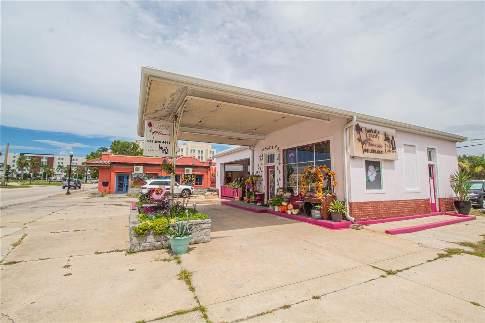 PUNTA GORDA - Commercial Sale