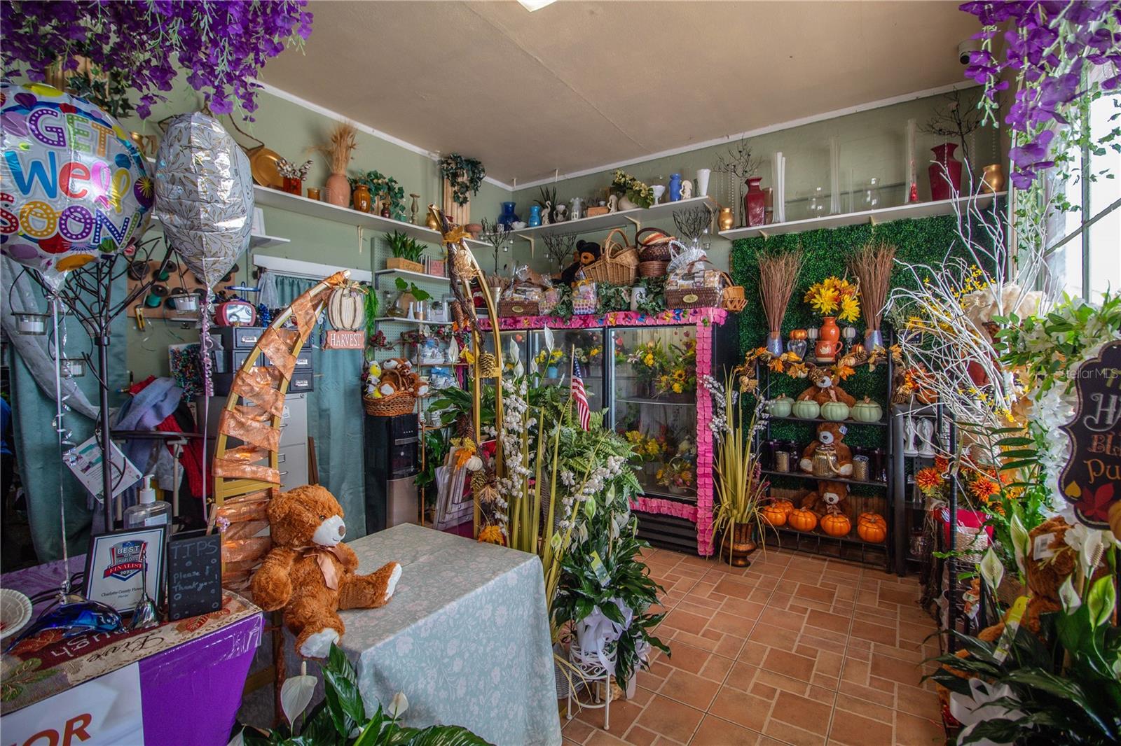 PUNTA GORDA - Commercial Sale