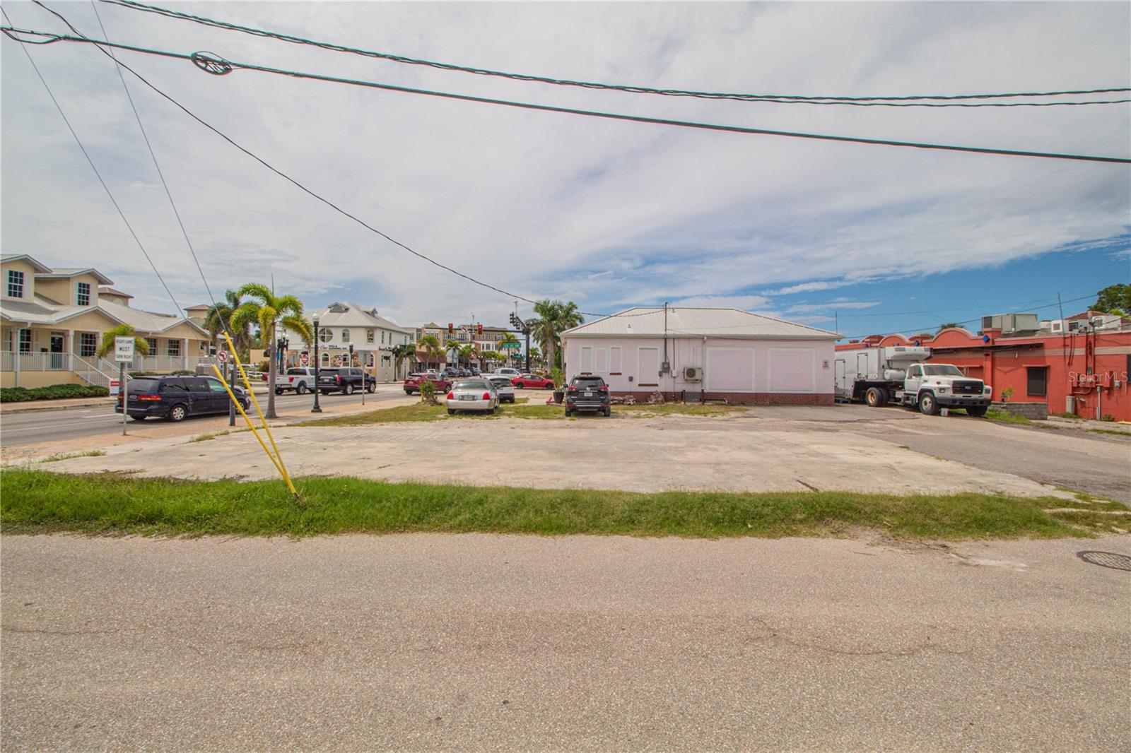 PUNTA GORDA - Commercial Sale