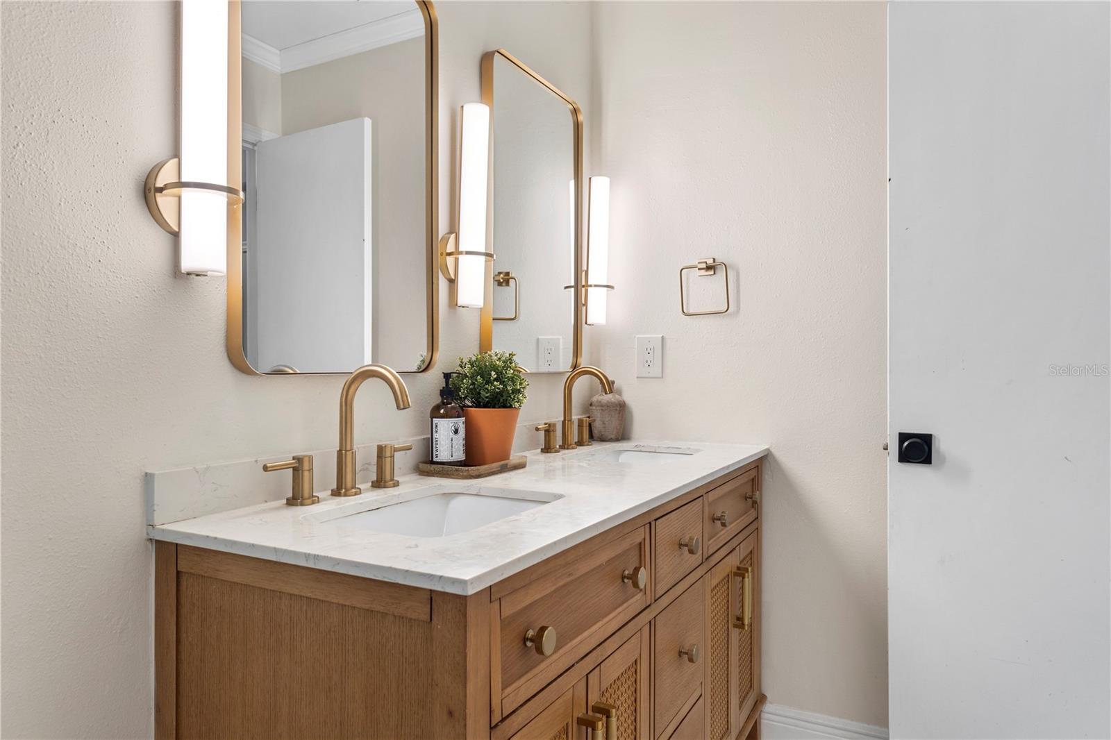 SHADOW WOODS ADD 01 - Residential