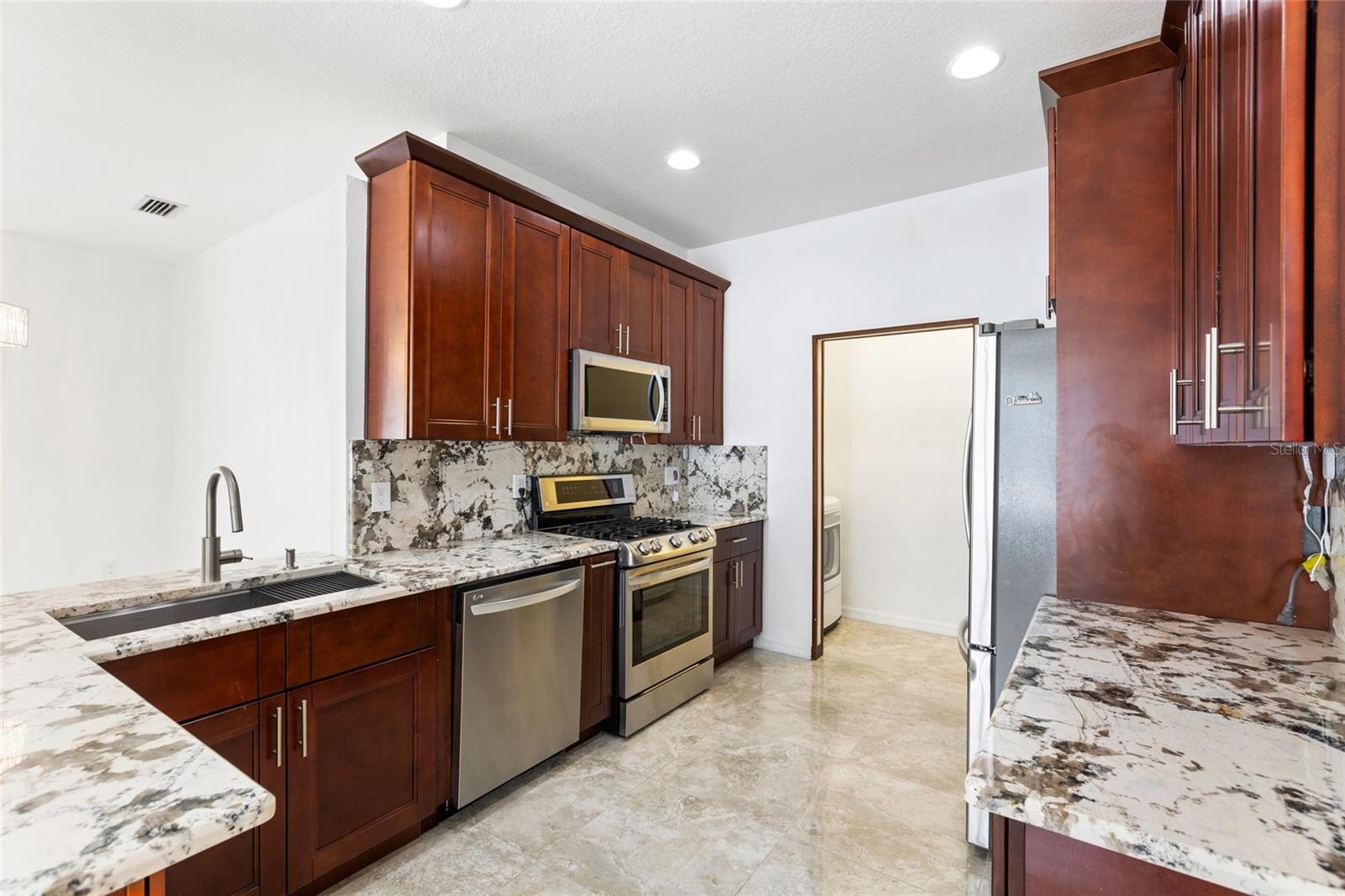 OAKSTEAD PRCL 8 - Residential