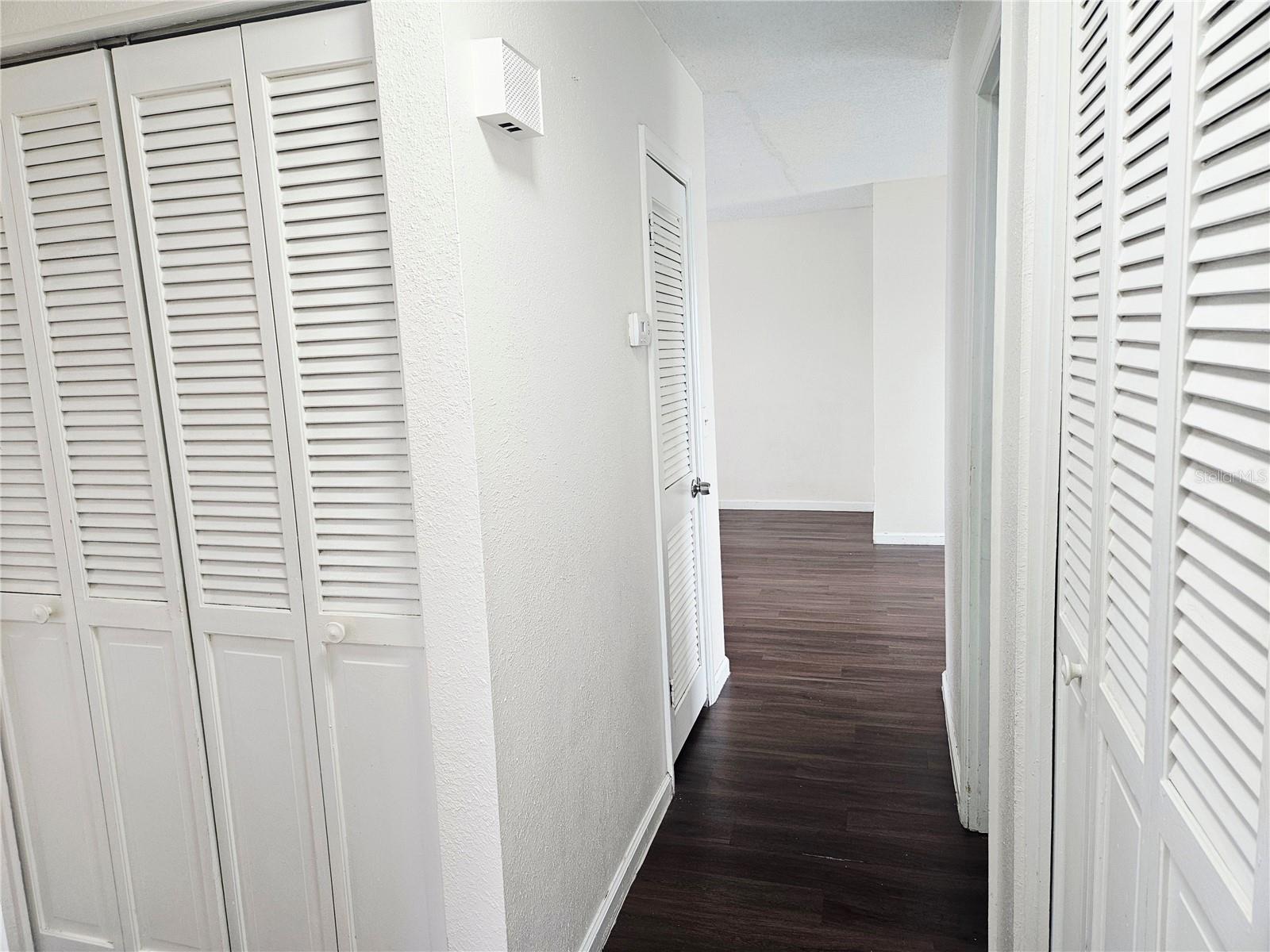 LAKE BENTLEY SHORES CONDO PH 01 - Residential