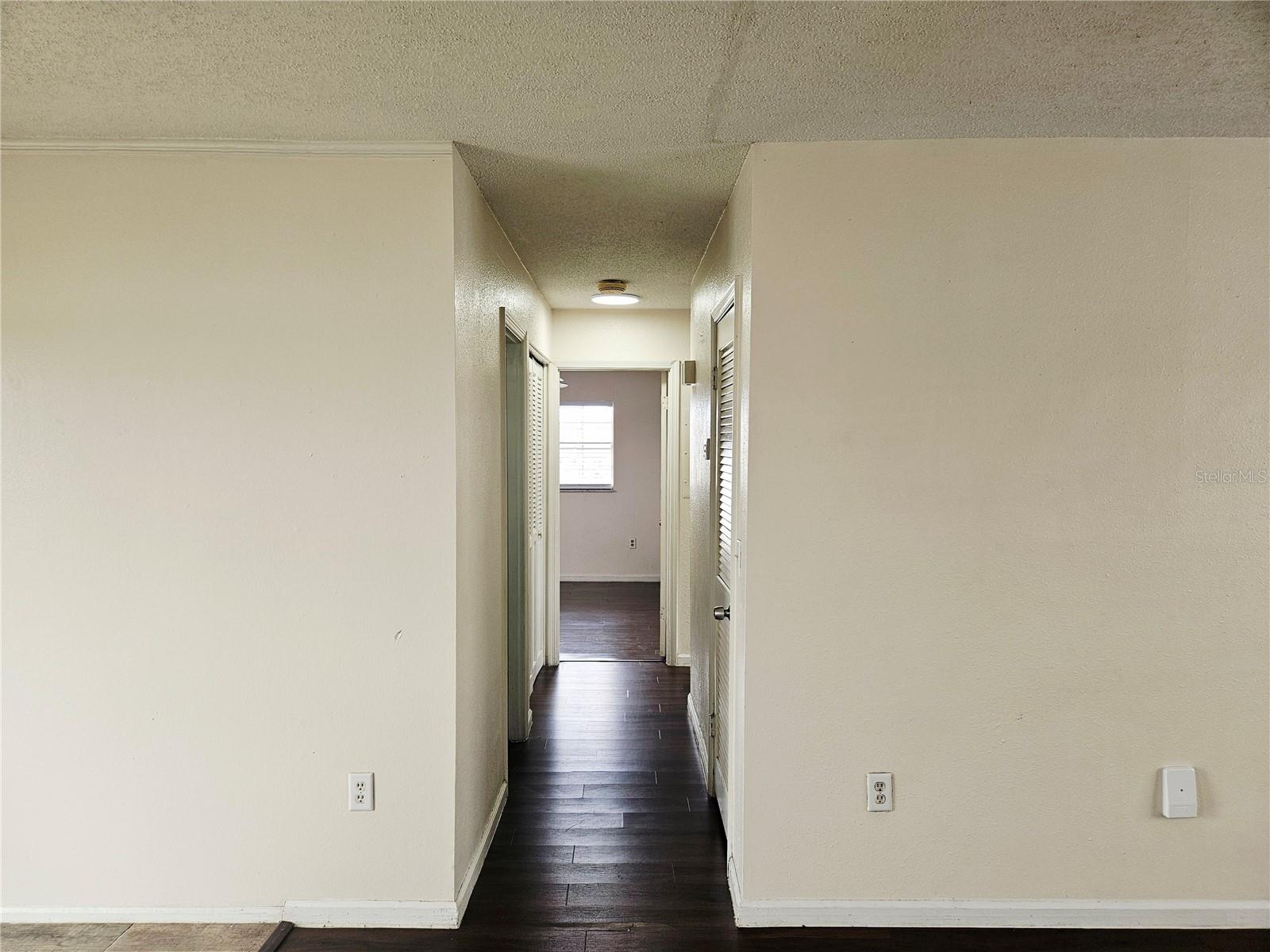 LAKE BENTLEY SHORES CONDO PH 01 - Residential