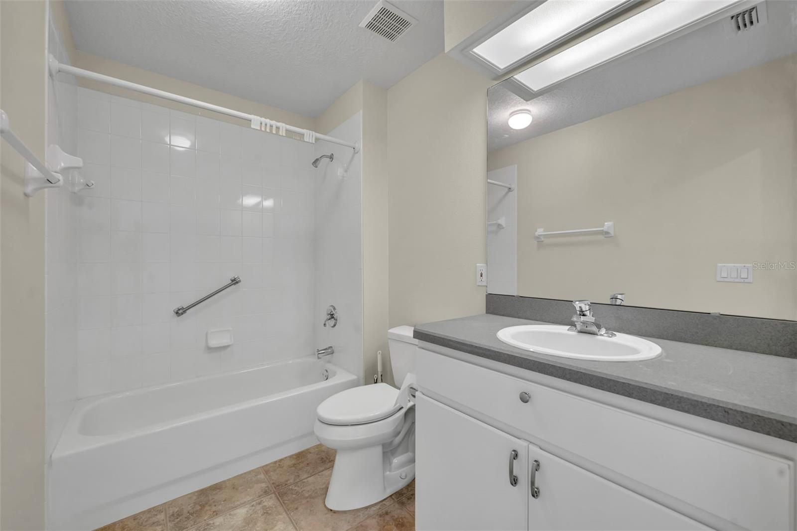 ROYAL HIGHLANDS PH 01D - Residential