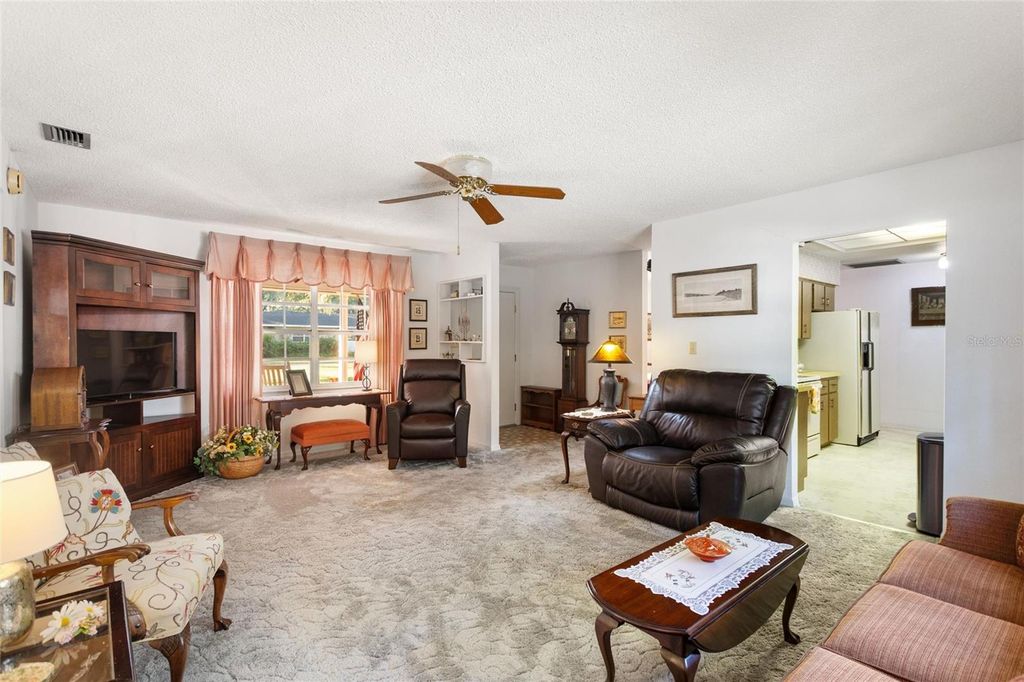 Photo of 1104 E Cherry Street, Plant City, FL 33563 (MLS # TB8441284)