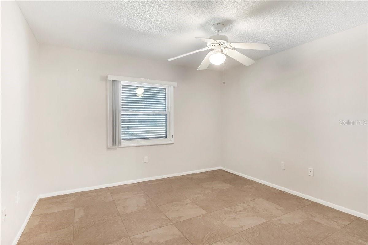 GLEN OAKS MANOR HOMES PH 2 - Residential