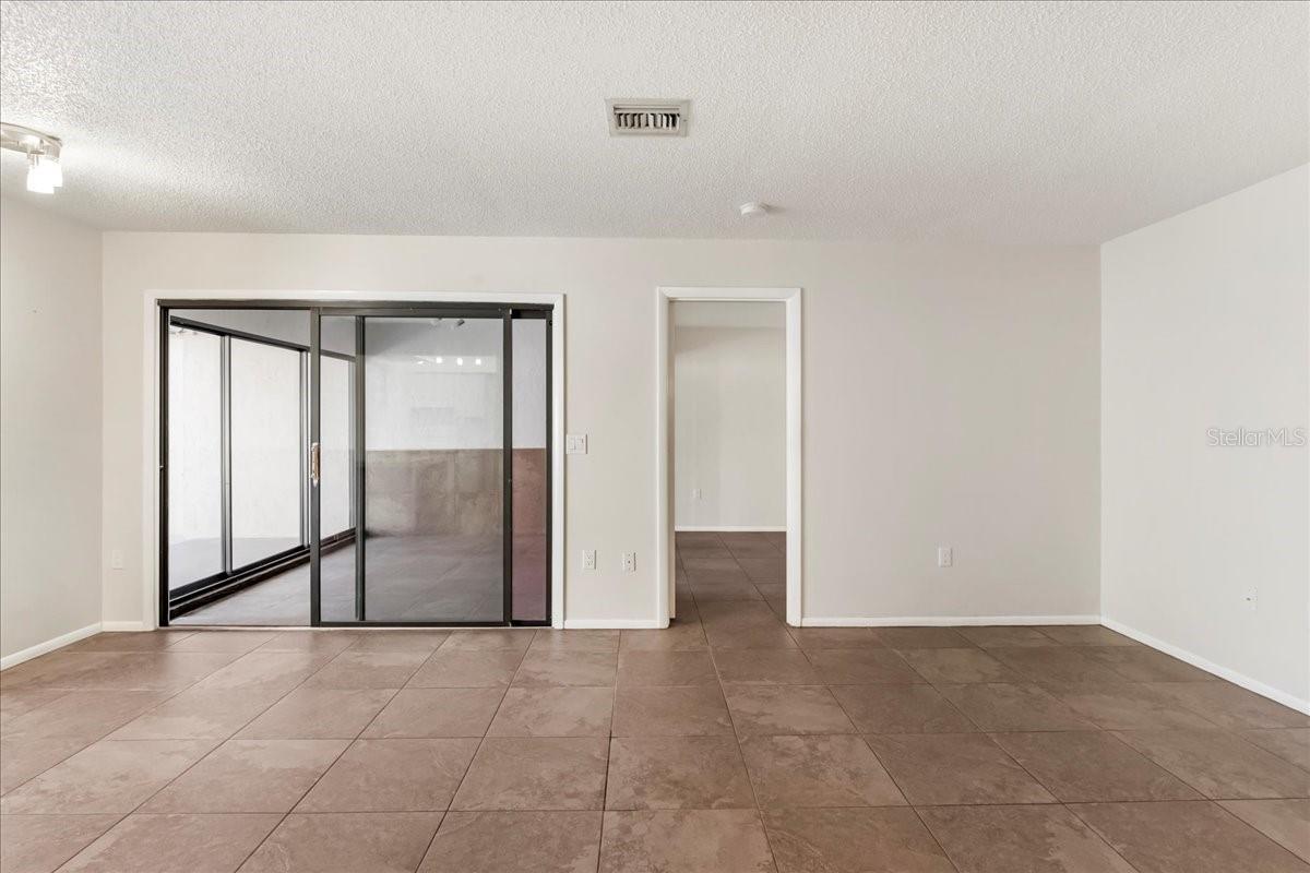 GLEN OAKS MANOR HOMES PH 2 - Residential