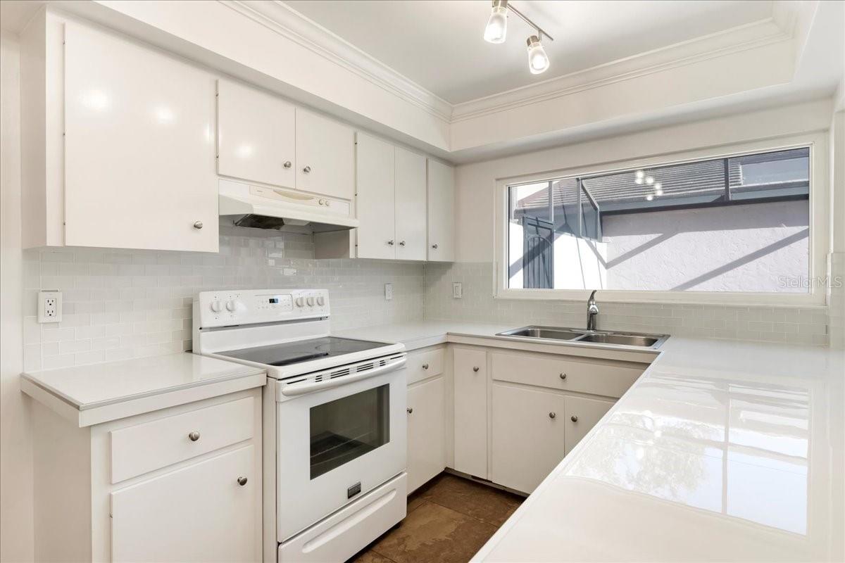 GLEN OAKS MANOR HOMES PH 2 - Residential