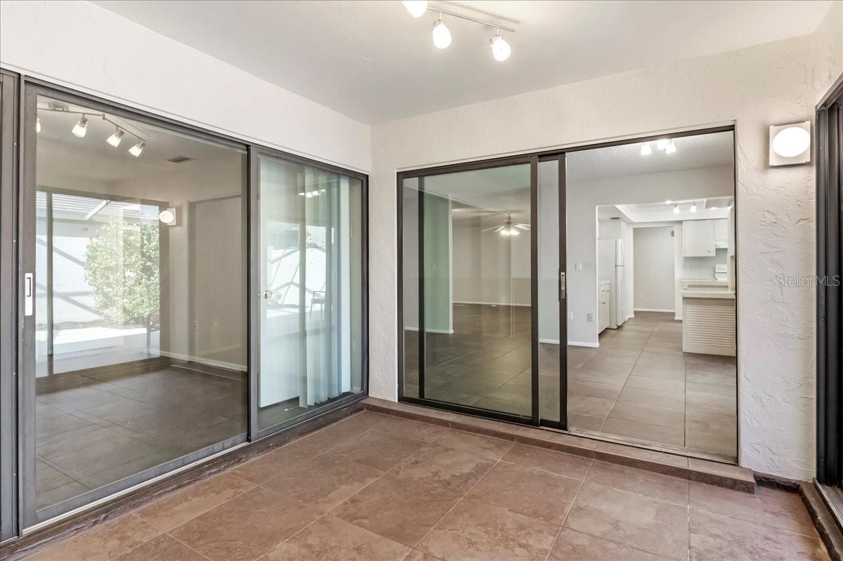 GLEN OAKS MANOR HOMES PH 2 - Residential