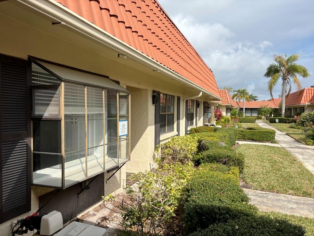 Photo of 19029 Us Highway 19 N #20A, Clearwater, FL 33764 (MLS # TB8482046)