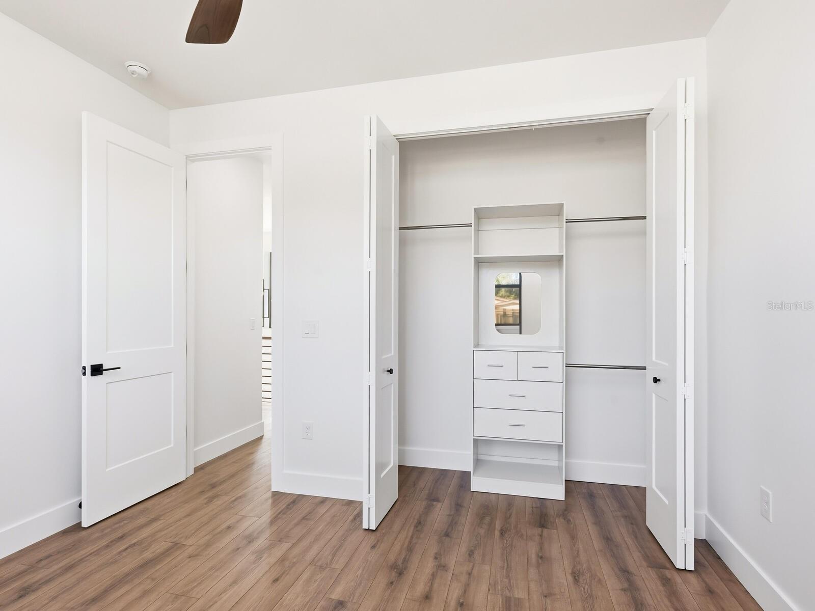 LOMA LINDA PARK - Residential