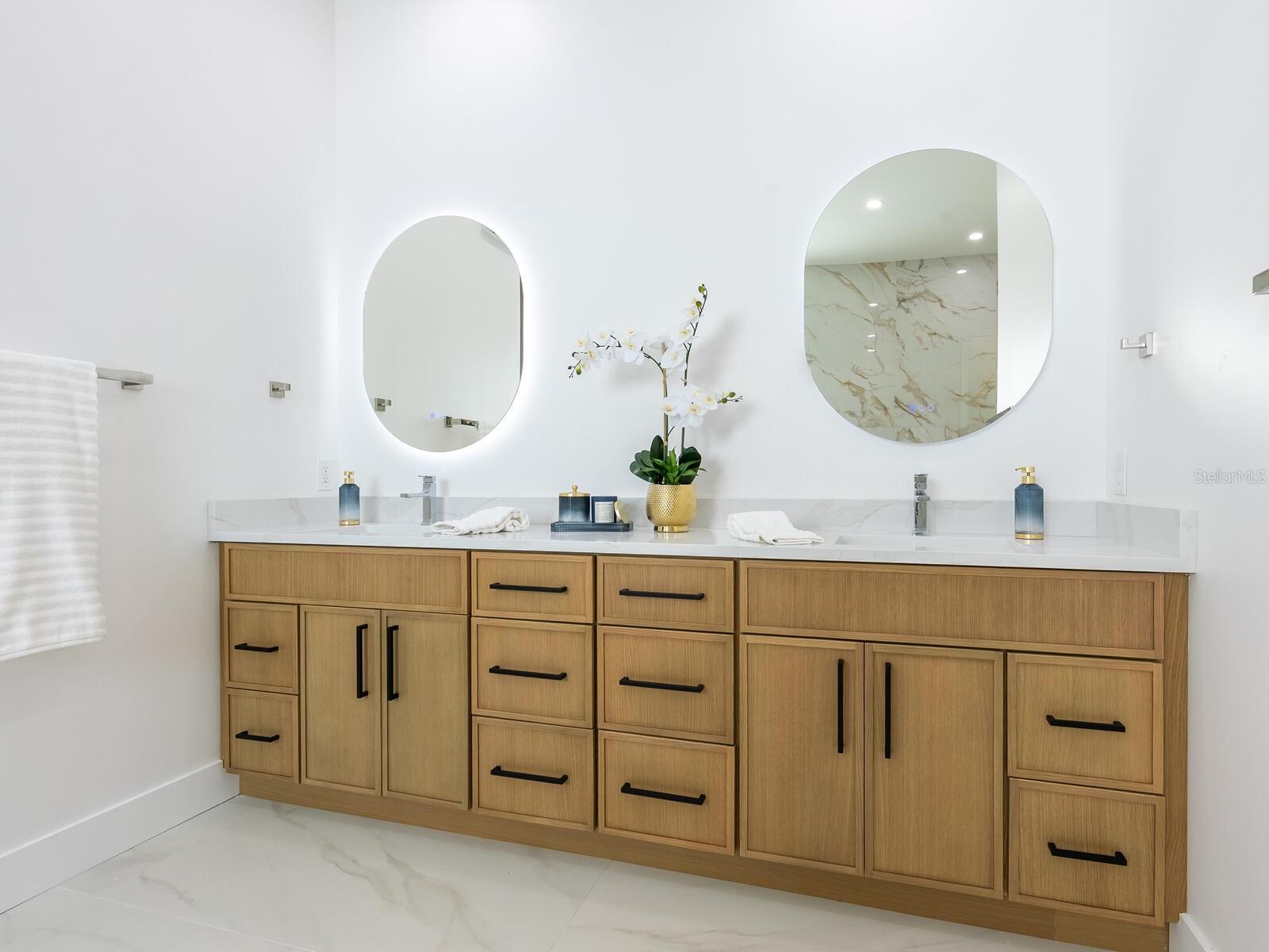 LOMA LINDA PARK - Residential