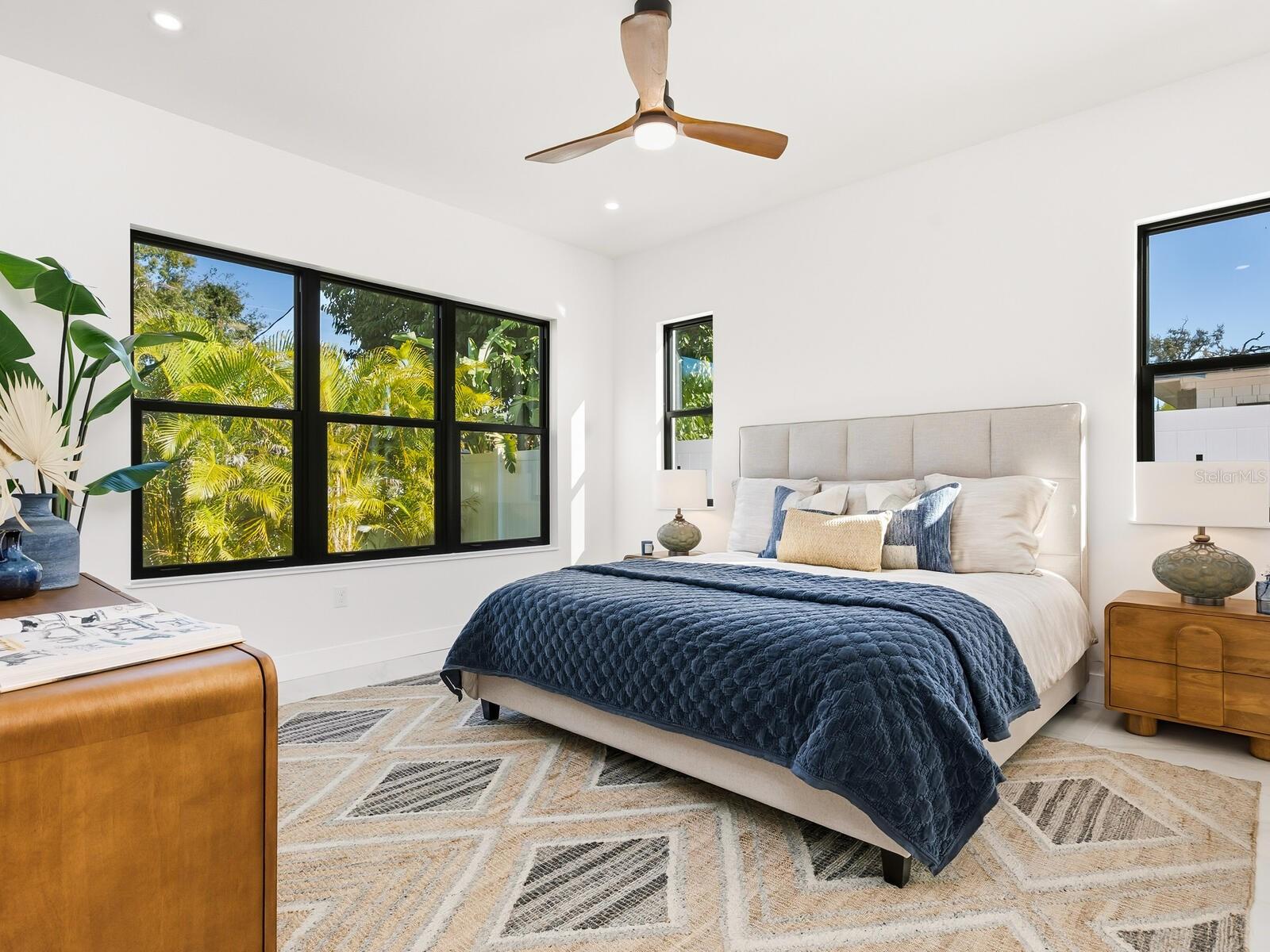 LOMA LINDA PARK - Residential