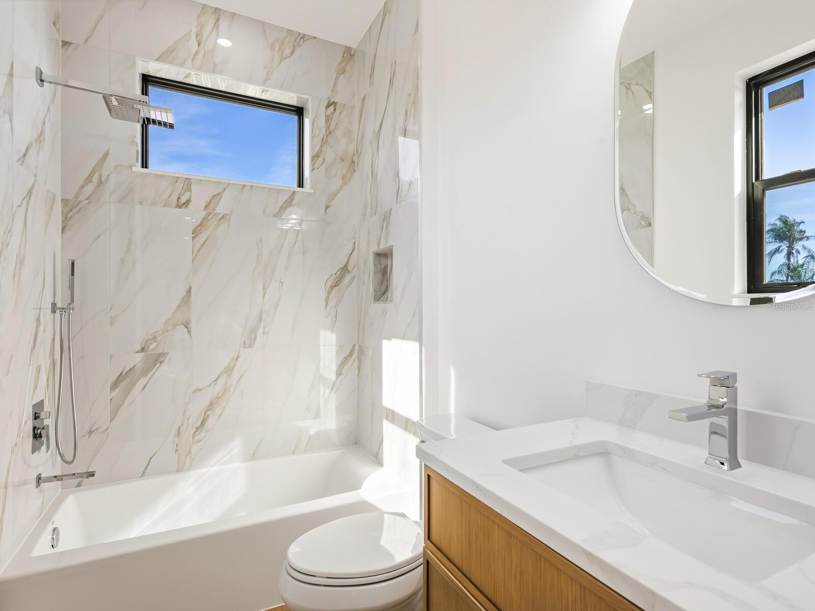 LOMA LINDA PARK - Residential