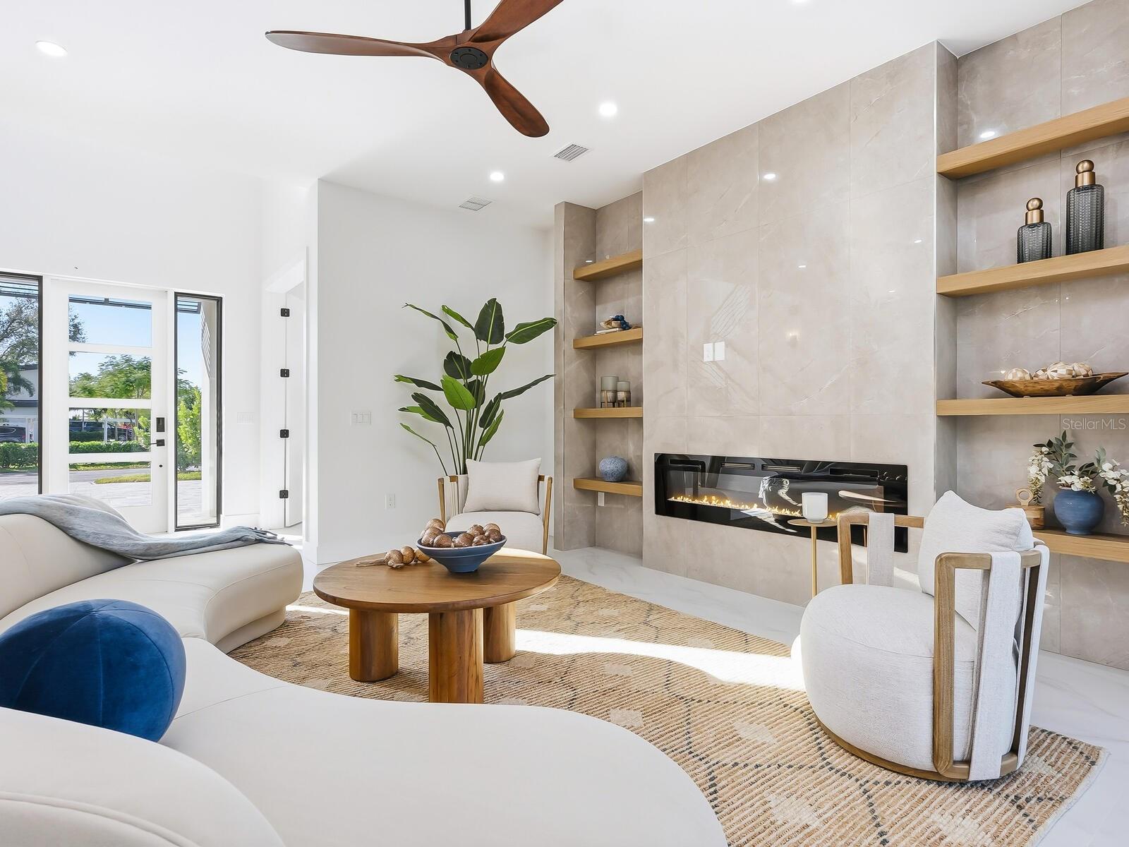 LOMA LINDA PARK - Residential