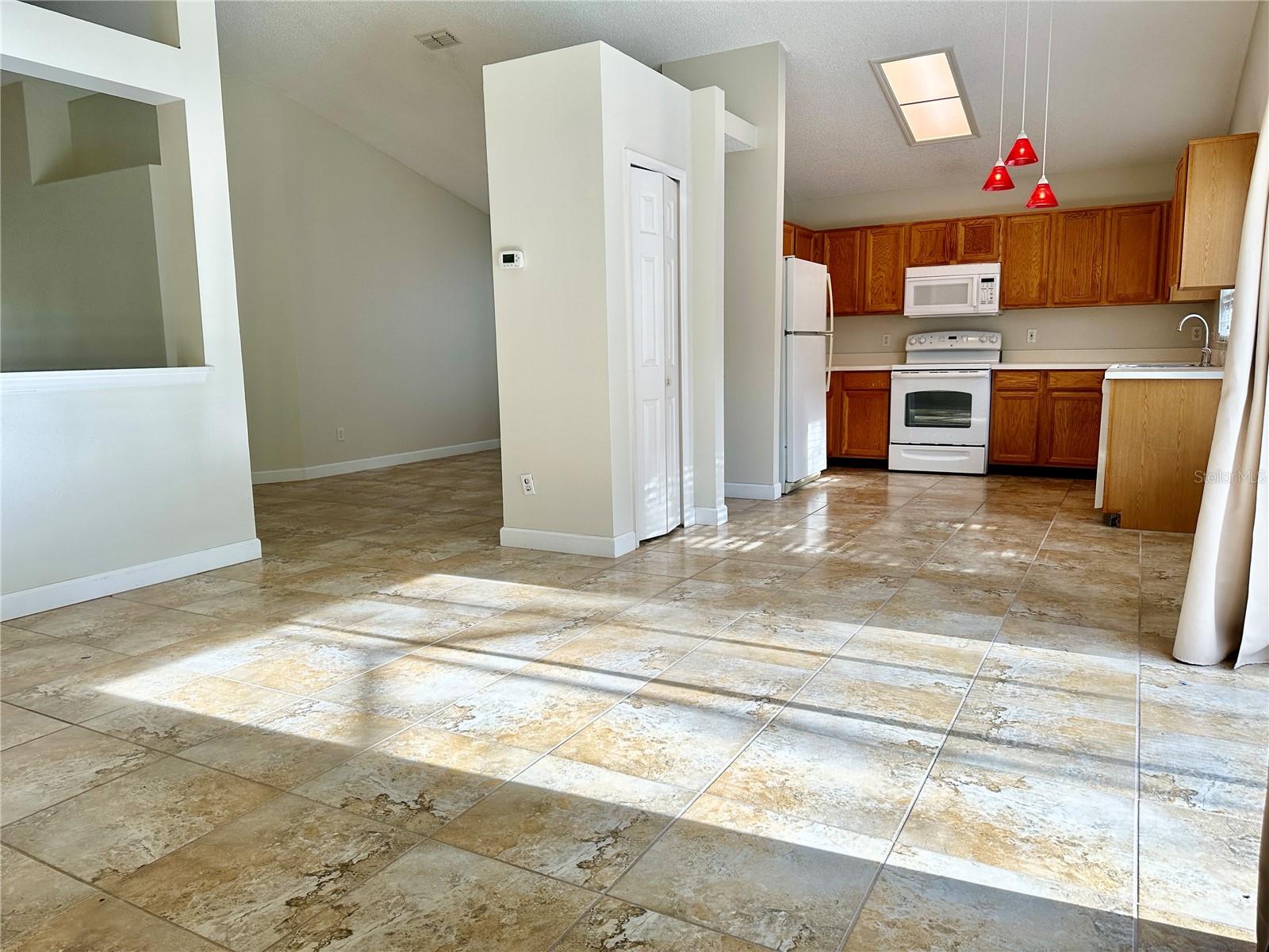 HUNTERS CREEK TR 430A PH 02 - Residential Lease