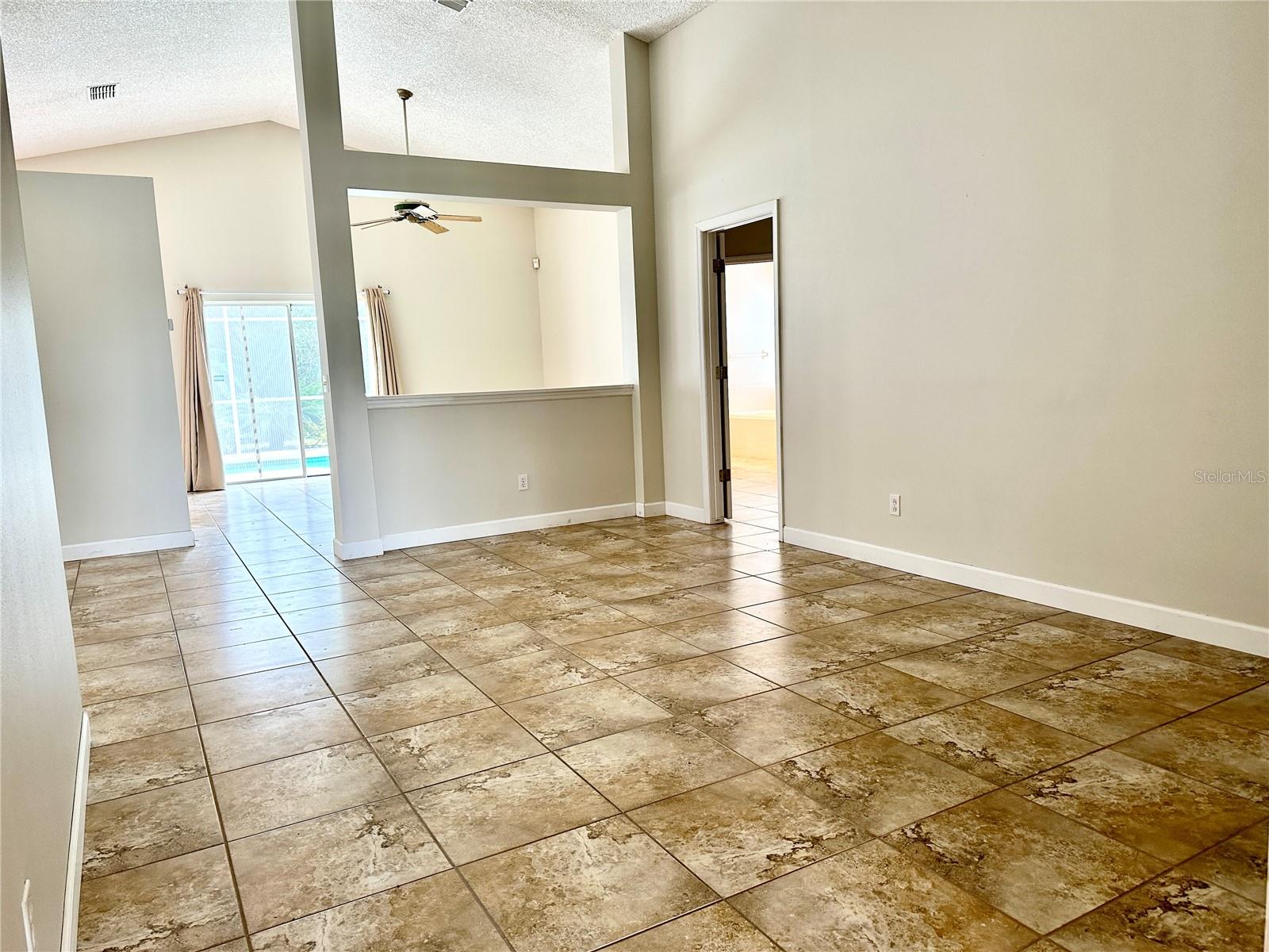 HUNTERS CREEK TR 430A PH 02 - Residential Lease