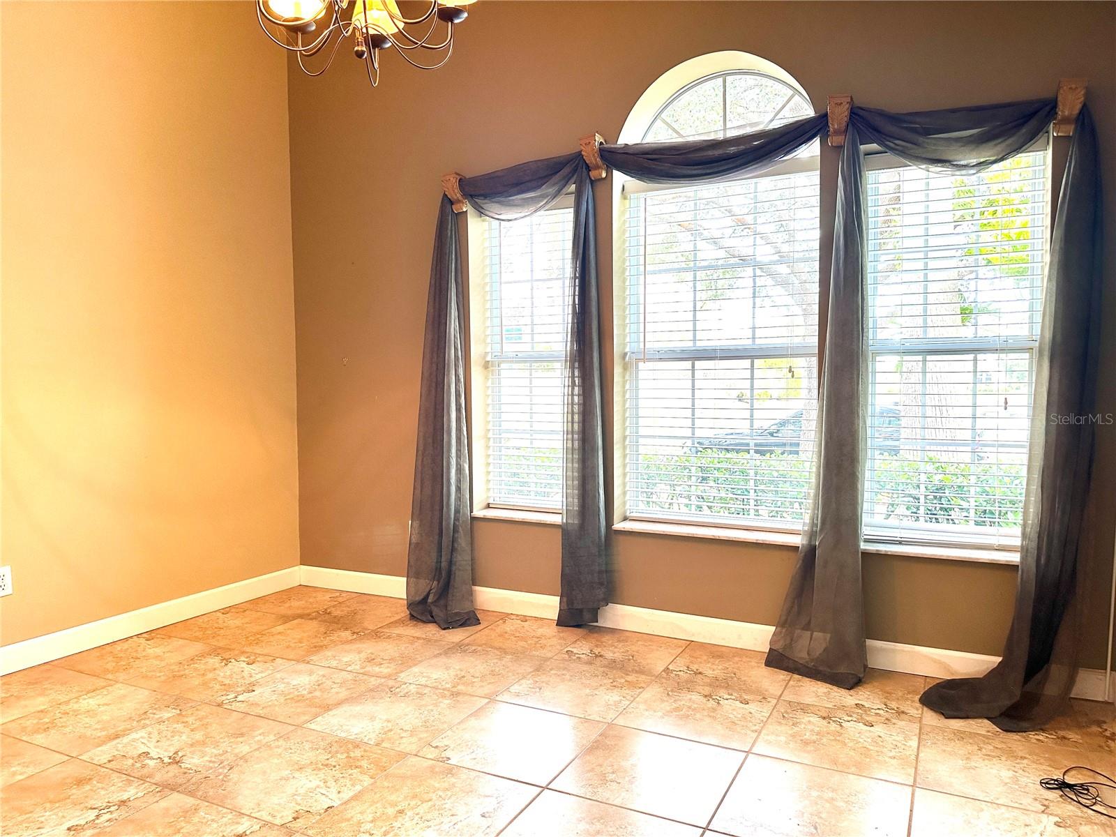 HUNTERS CREEK TR 430A PH 02 - Residential Lease