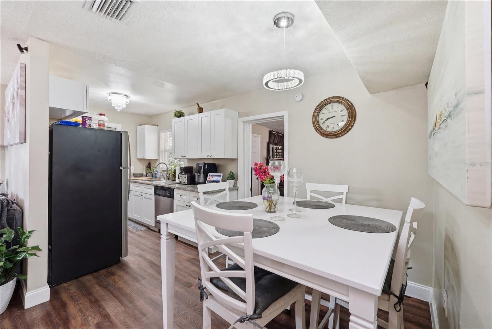1410 KOZART COURT